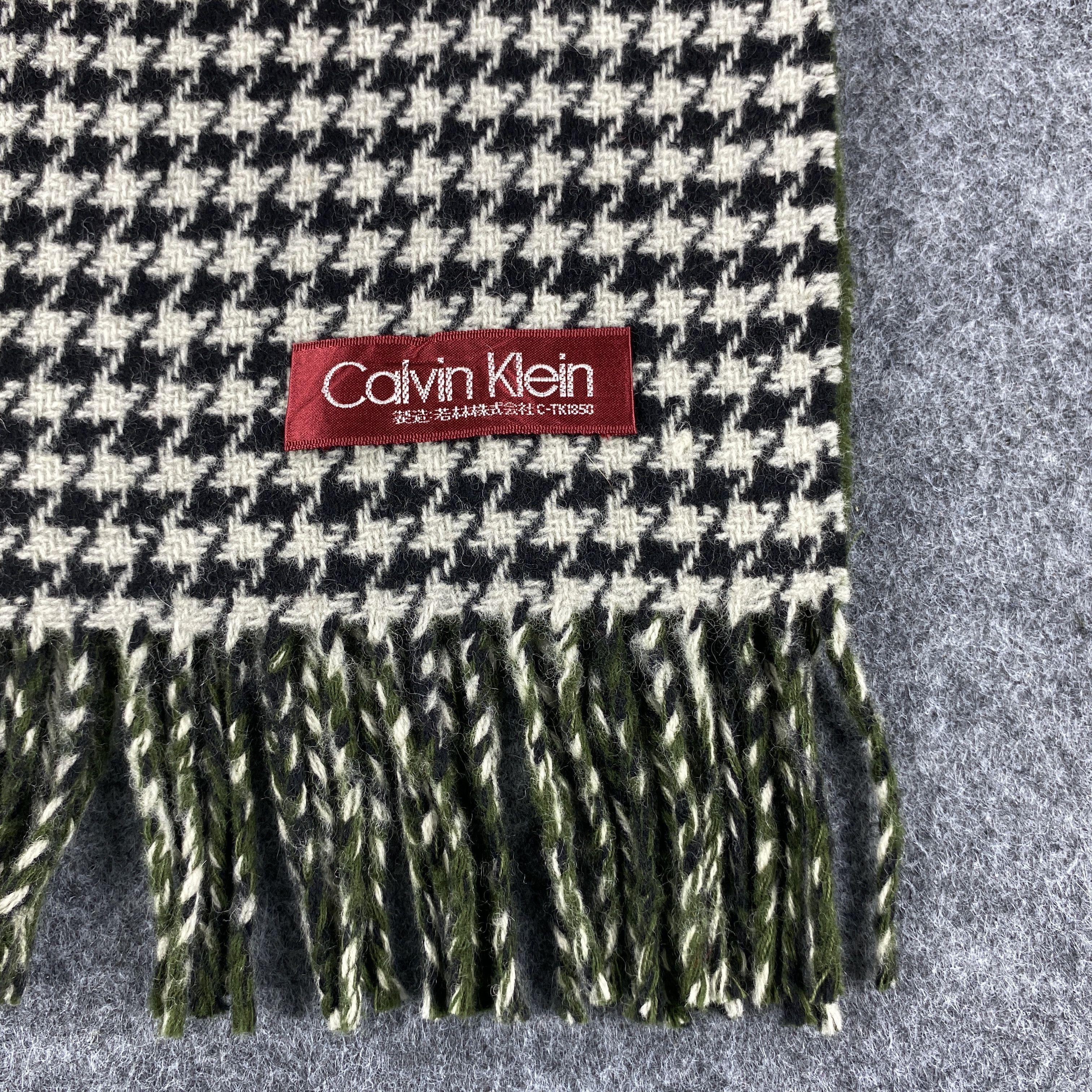 Calvin Klein × Vintage Calvin Klein Scarf # Muffler # Neckwear # D548 Size ONE SIZE - 2 Thumbnail