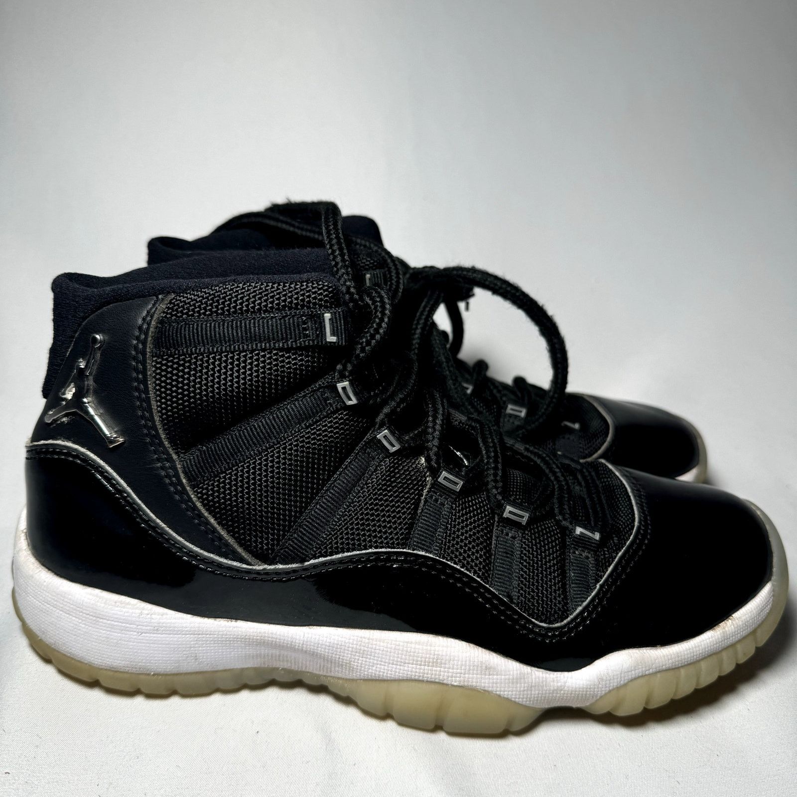 Jordan Brand × Nike Size 6.5 - Air Jordan 11 Retro GS Jubilee / 25th Anniversary Size US 6.5 / EU 39-40 - 1 Thumbnail
