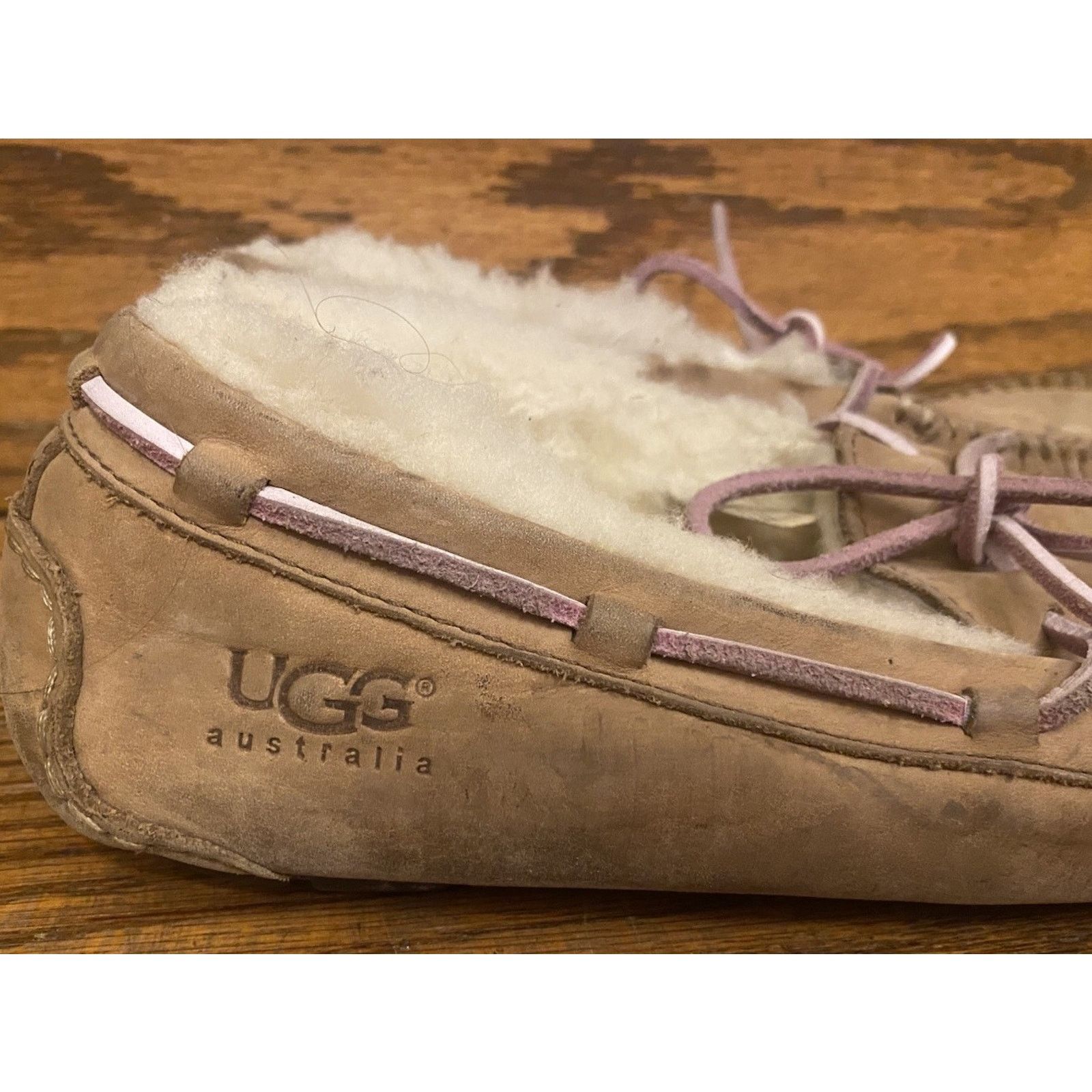 Ugg UGG Shearling Suede Slippers Women’s 8M Beige Pink Ties Size US 8 / IT 38 - 3 Thumbnail