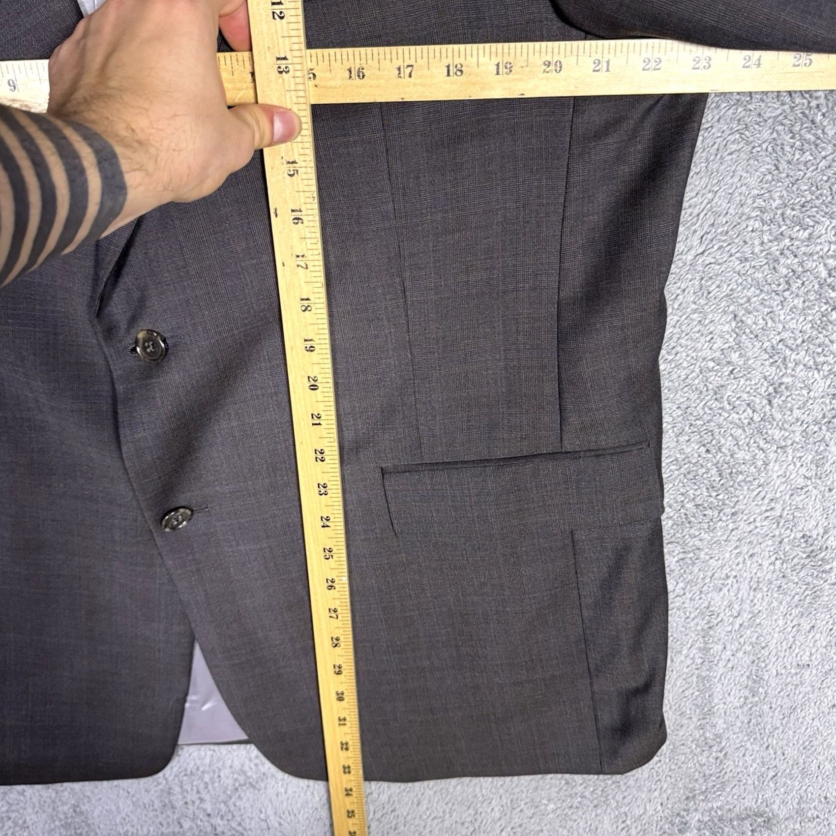Hart Schaffner Marx Hart Schaffner Marx Gold Trumpeter Suit Mens 46R 42x32 Wool 2 Piece Set Cuffed Size 46R - 5 Thumbnail
