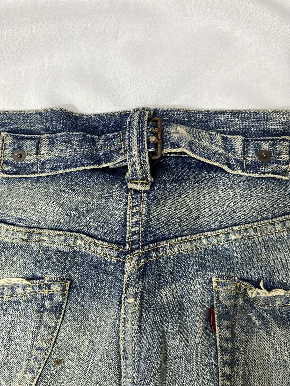 Levi's Vintage Clothing Vintage RNA Buckle Back Thrashed Selvedge Distressed Jeans Size US 33 - 6 Thumbnail