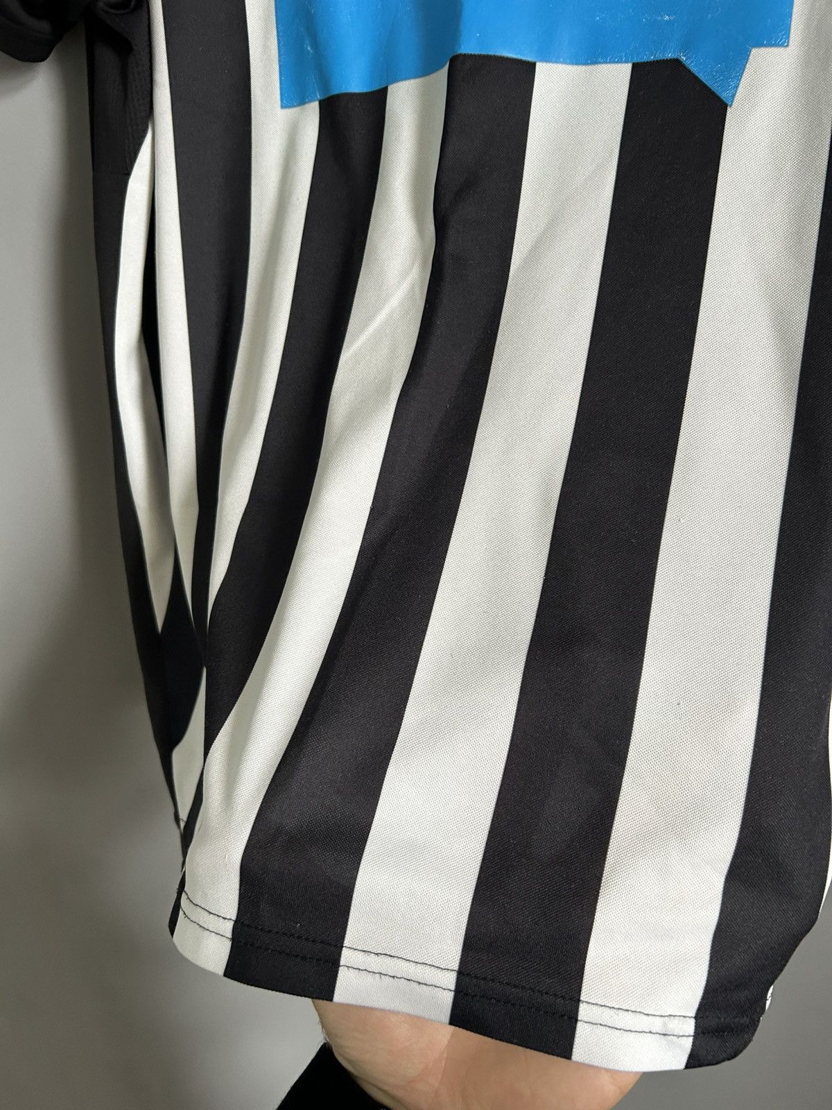 Puma × Vintage Puma Newcastle United 2014-15 Home Jersey Size US M / EU 48-50 / 2 - 6 Thumbnail