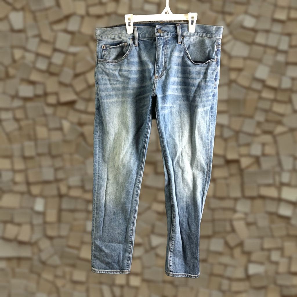 Denime Red Fleece Jeans Size 36x30 Mens Mid Rise Straight Leg Med Wash Blue Denim Jeans Size US 36 / EU 52 - 1 Thumbnail