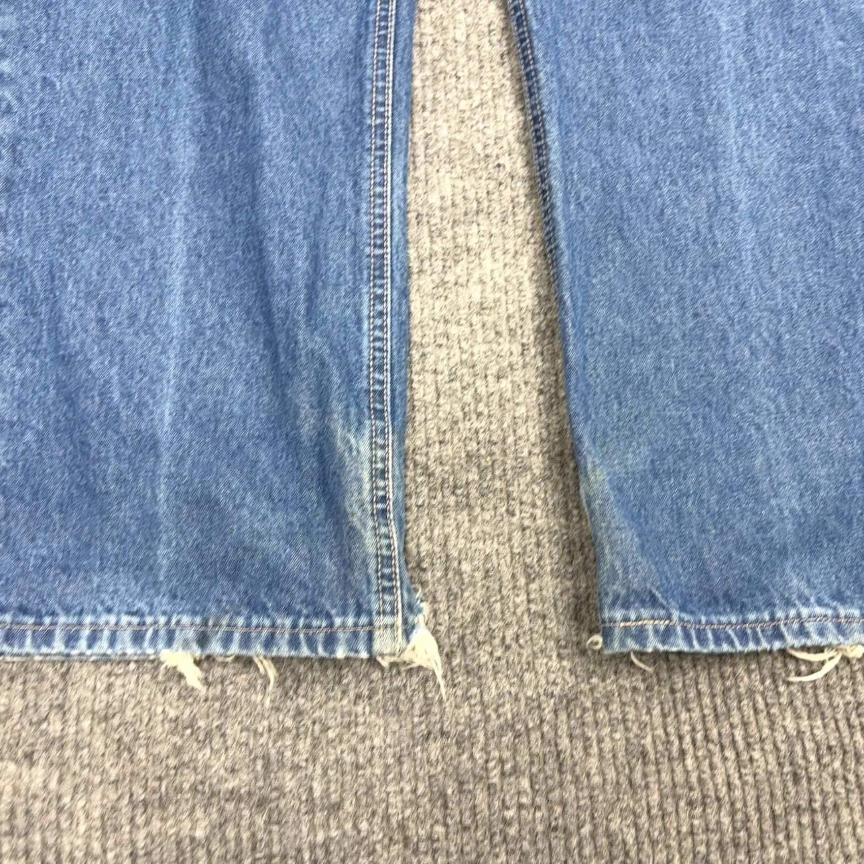 Carhartt VINTAGE Carhartt Jeans Mens 38x30 Blue Flame-Resistant Distressed Relaxed Fit Denim Workwear FR Logo 5-Pocket Mens Jeans Size US 38 / EU 54 - 2 Thumbnail