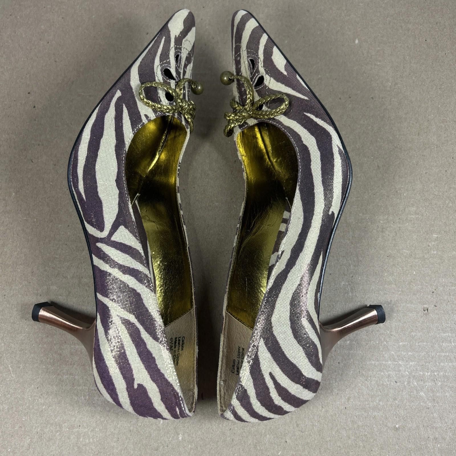 Designer J RENEE' Leather Tiger Stripe Copper Shine Stiletto Size 6.5 Size US 6.5 / IT 36.5 - 7 Thumbnail