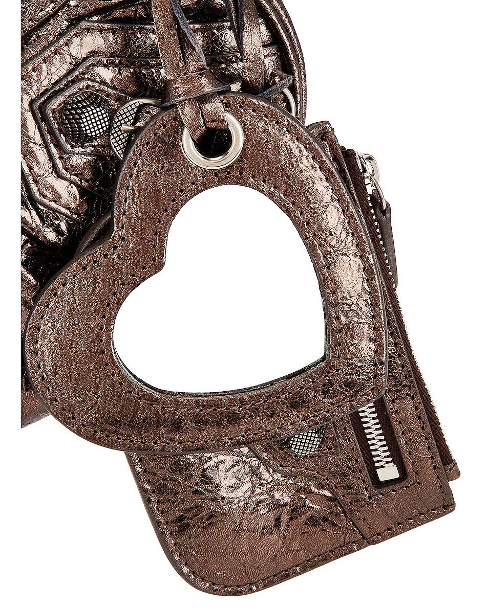 Balenciaga o1mt1gz1024 Size: OS / Le Cagole XS Shoulder Bag Metallized Size ONE SIZE - 7 Thumbnail