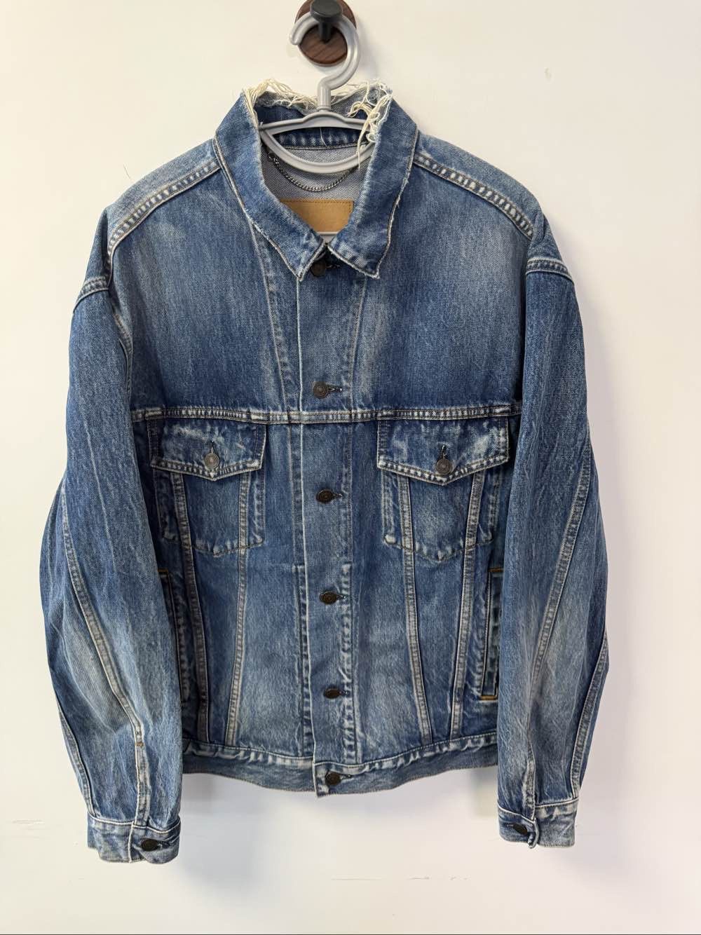 Balenciaga Balenciaga Back Logo Denim Jacket Size 34 Size XS / US 0-2 / IT 36-38 - 1 Thumbnail