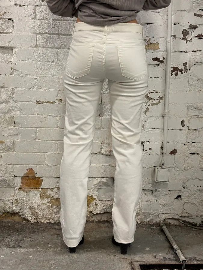 Gianfranco Ferre AW2003 Gianfranco Ferré Geometrical Embellished White Pants Size 26" / US 2 / IT 38 - 4 Thumbnail