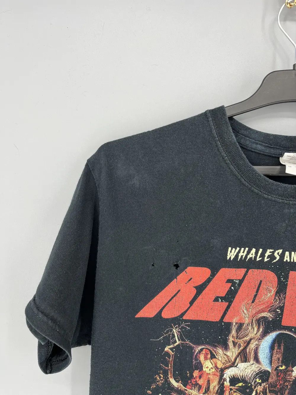 Vintage Vintage Y2K RED FANG CREEPY FACE ABSTRACT ANGRY HORROR BONES Size US M / EU 48-50 / 2 - 6 Thumbnail
