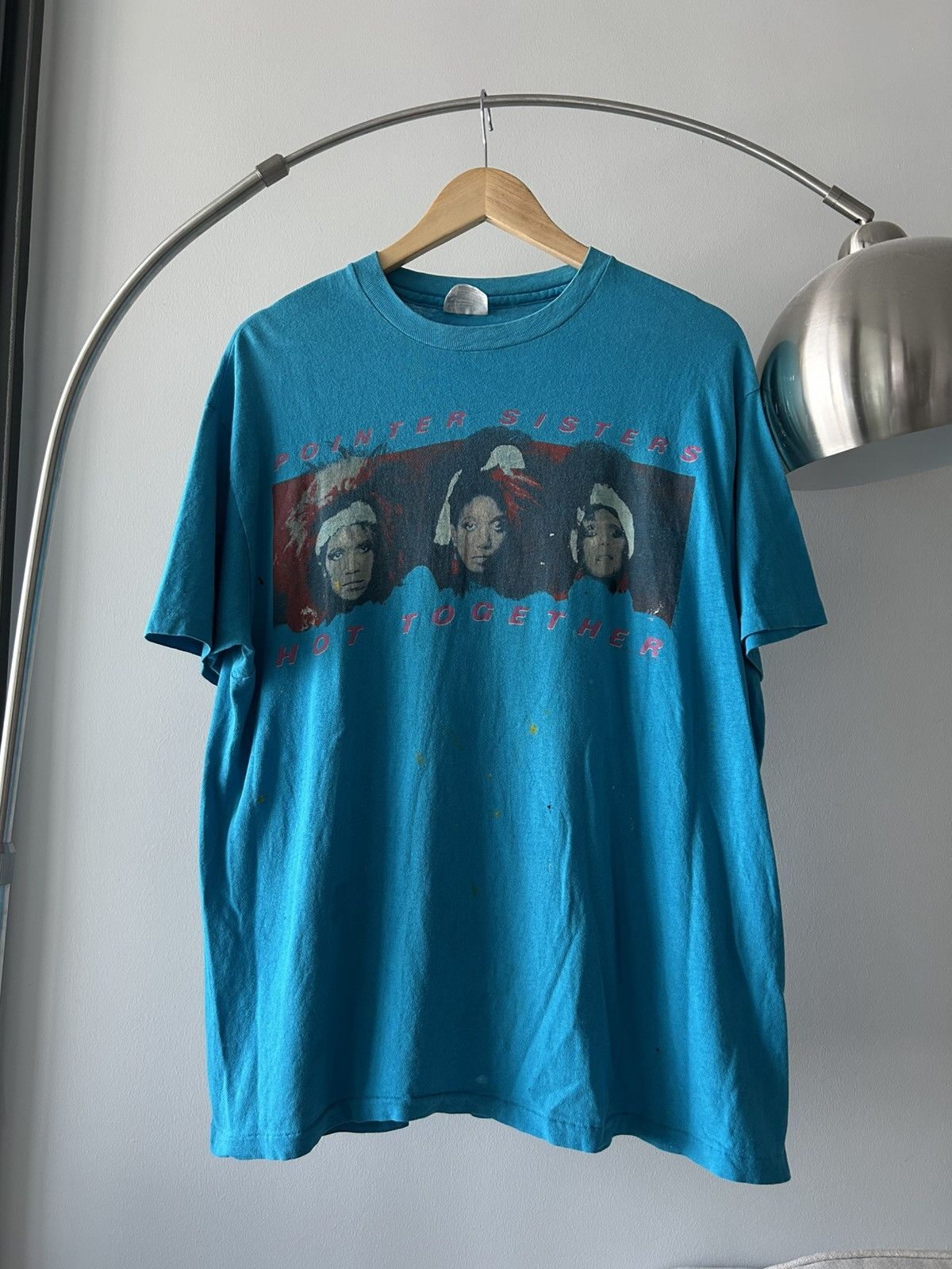 Vintage Pointer Sisters Vintage T Shirt 80s Size US XL / EU 56 / 4 - 1 Thumbnail