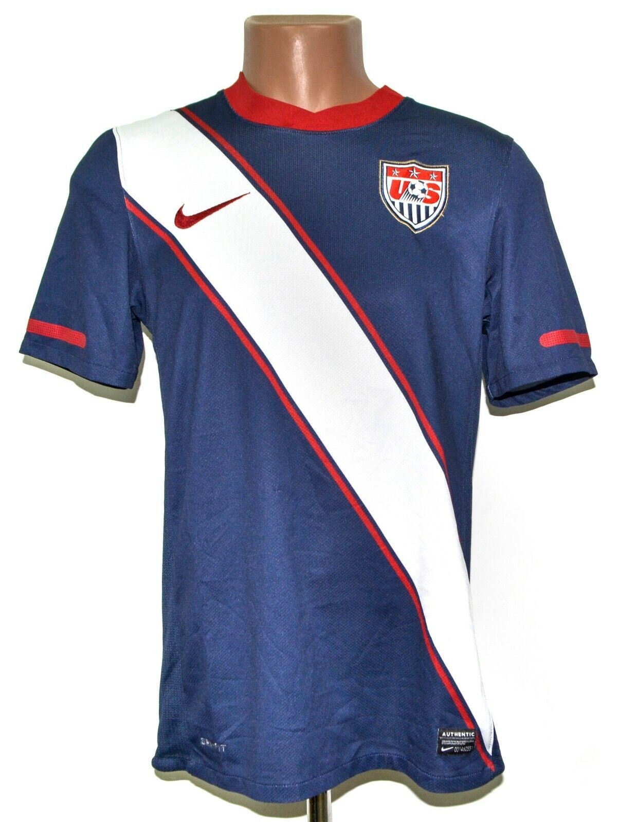 USA 2010/2011/2012 FOOTBALL SHIRT JERSEY NIKE SIZE S ADULT