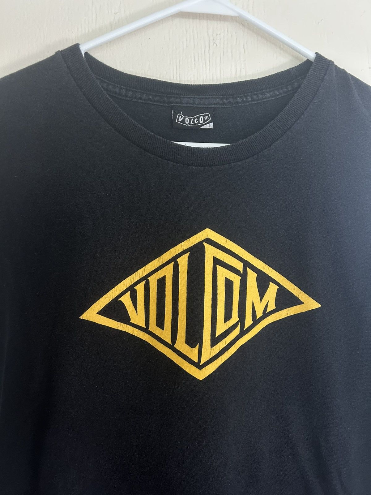 Volcom Vintage Volcom Logo T-shirt Size US L / EU 52-54 / 3 - 2 Thumbnail