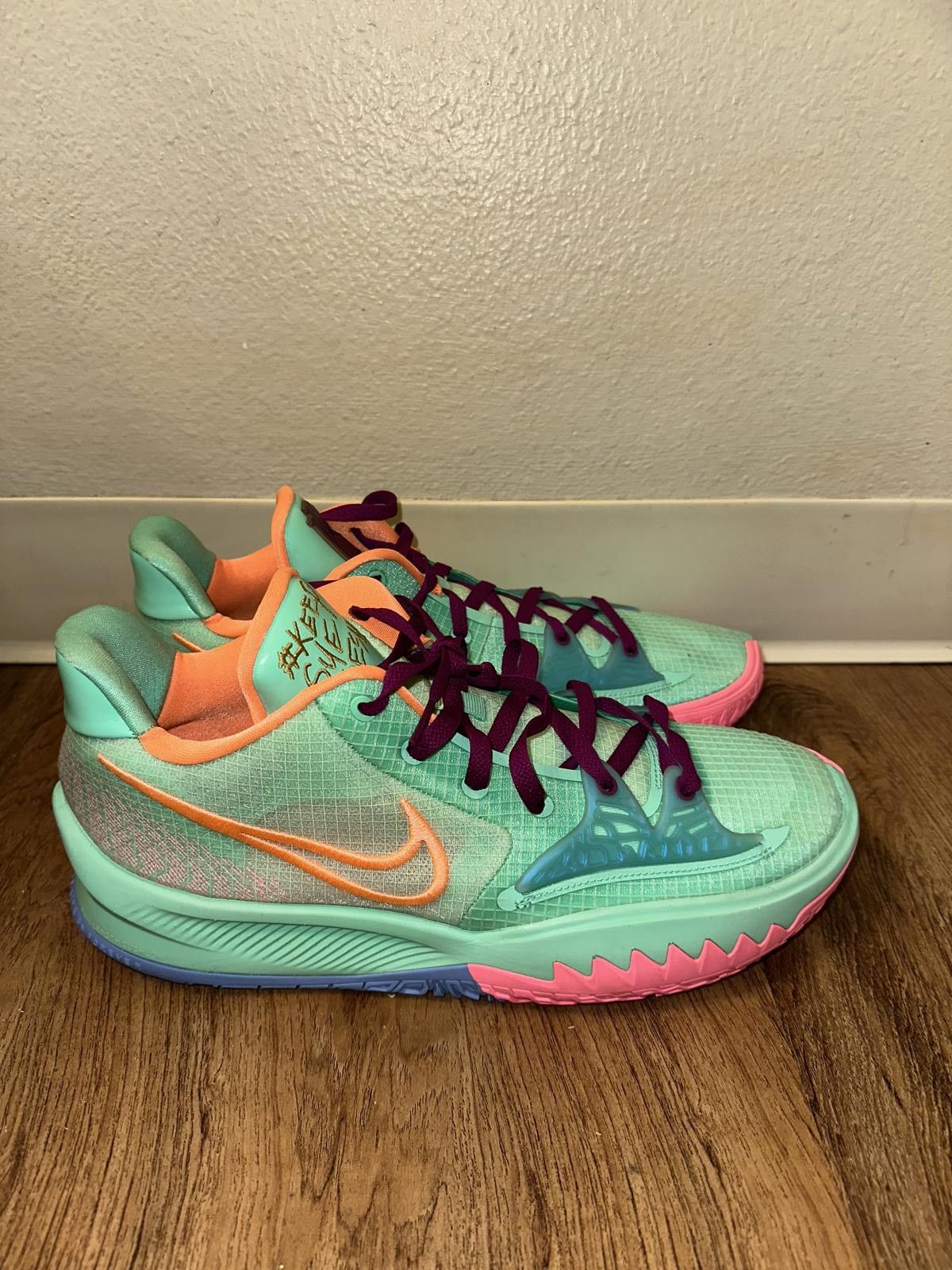 Nike Nike Kyrie 4 Low Keep Sue Fresh Size US 14 / EU 47 - 1 Thumbnail