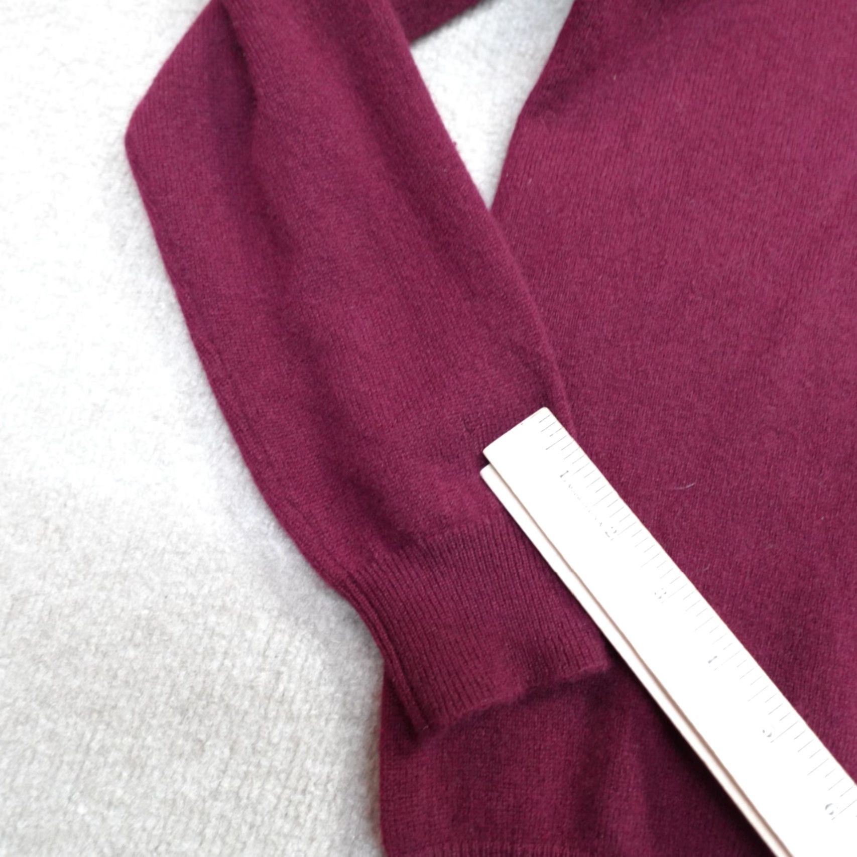 Club Room Club Room Sweater Men Pullover V-Neck Red Cashmere Medium Size US M / EU 48-50 / 2 - 4 Thumbnail