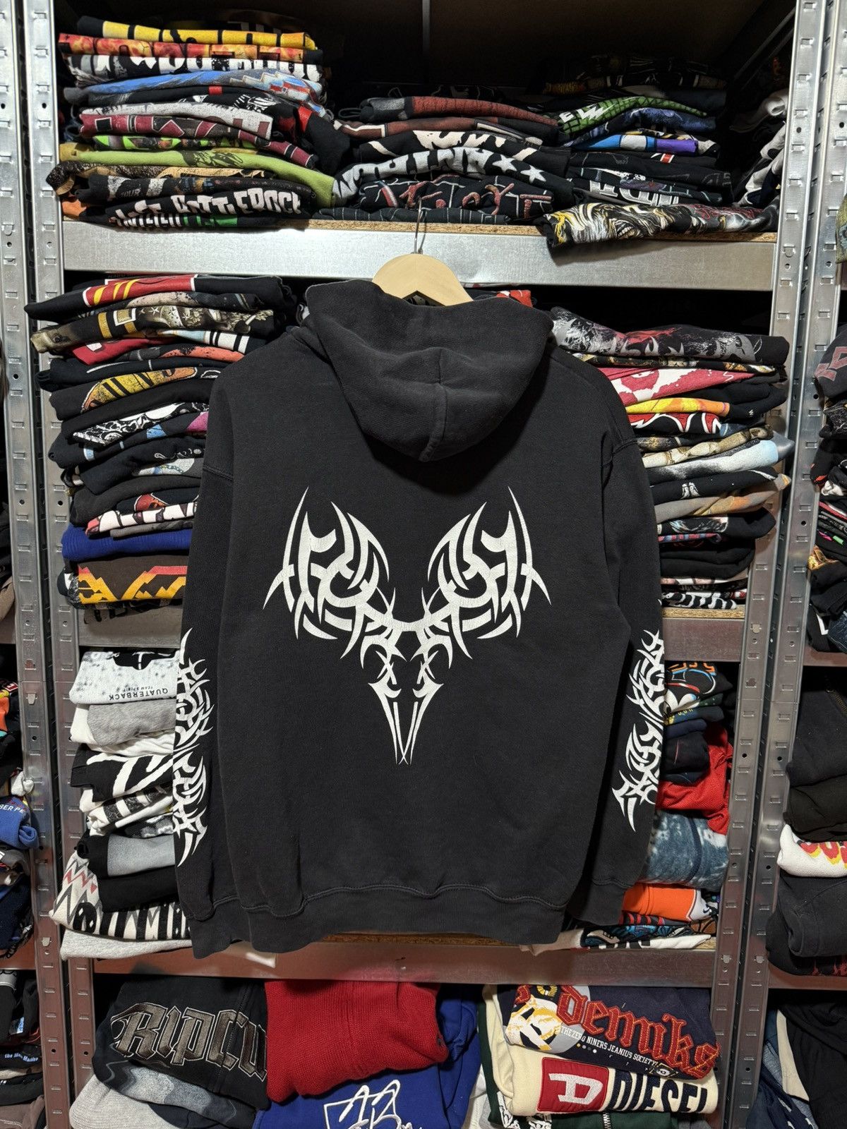 Vintage Vintage Y2k 00s Tribal Rave Black Rock Metal Hoodie Hype Size US L / EU 52-54 / 3 - 2 Thumbnail