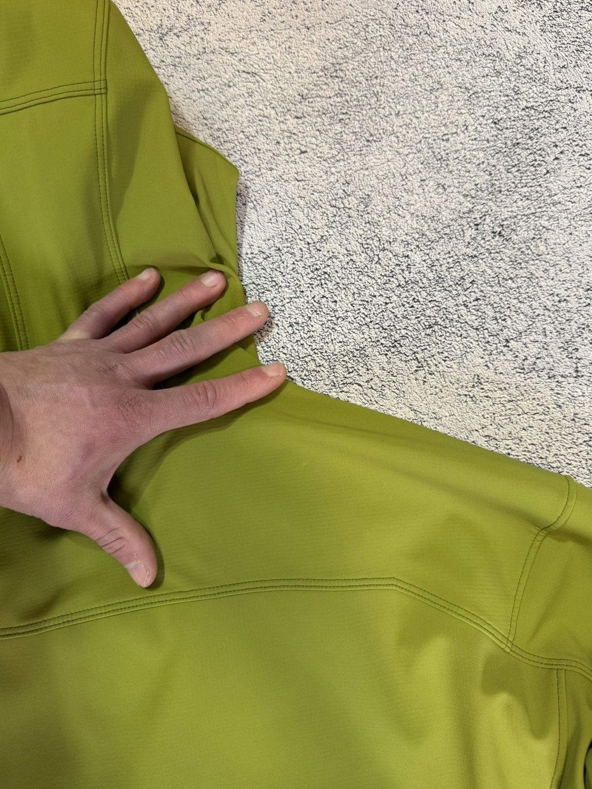 Arc'teryx Arc’teryx Epsilon LT Hoody Jacket Men M Green Softshell Size US M / EU 48-50 / 2 - 21 Thumbnail