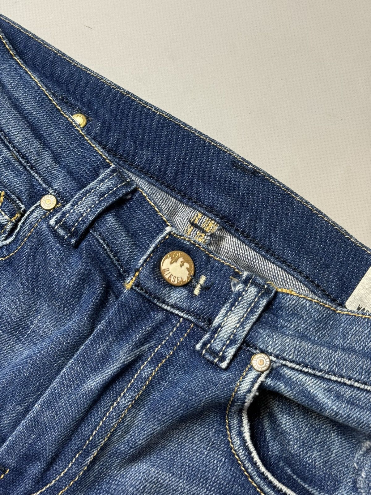 Diesel BNWT! Diesel Doozy Low Rise Wide Leg Y2K Denim Jeans Pants Size 26" / US 2 / IT 38 - 12 Thumbnail