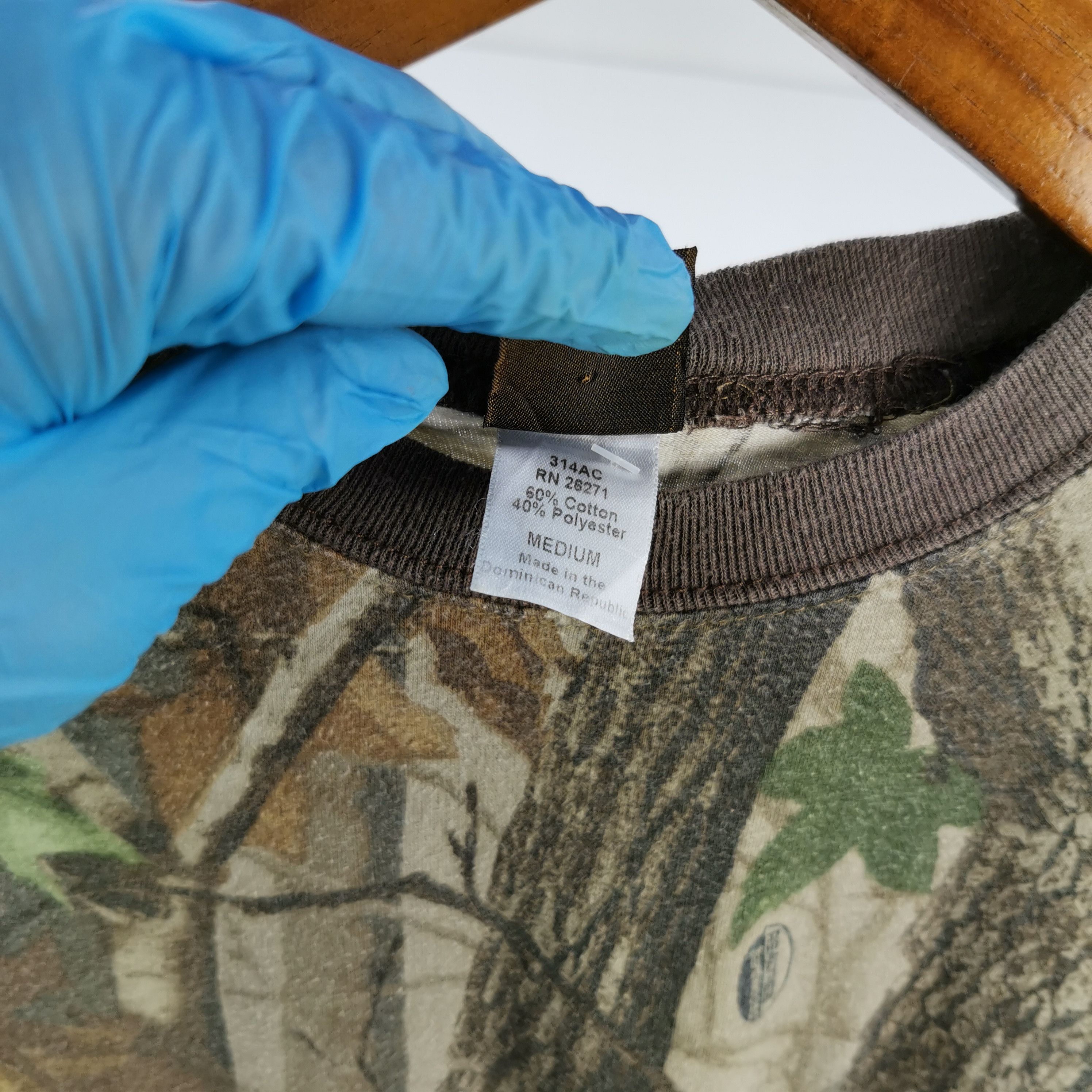 Realtree Vintage Y2K Tree Camouflage Real Tree T-Shirt Crewneck SOLD Size US M / EU 48-50 / 2 - 6 Thumbnail