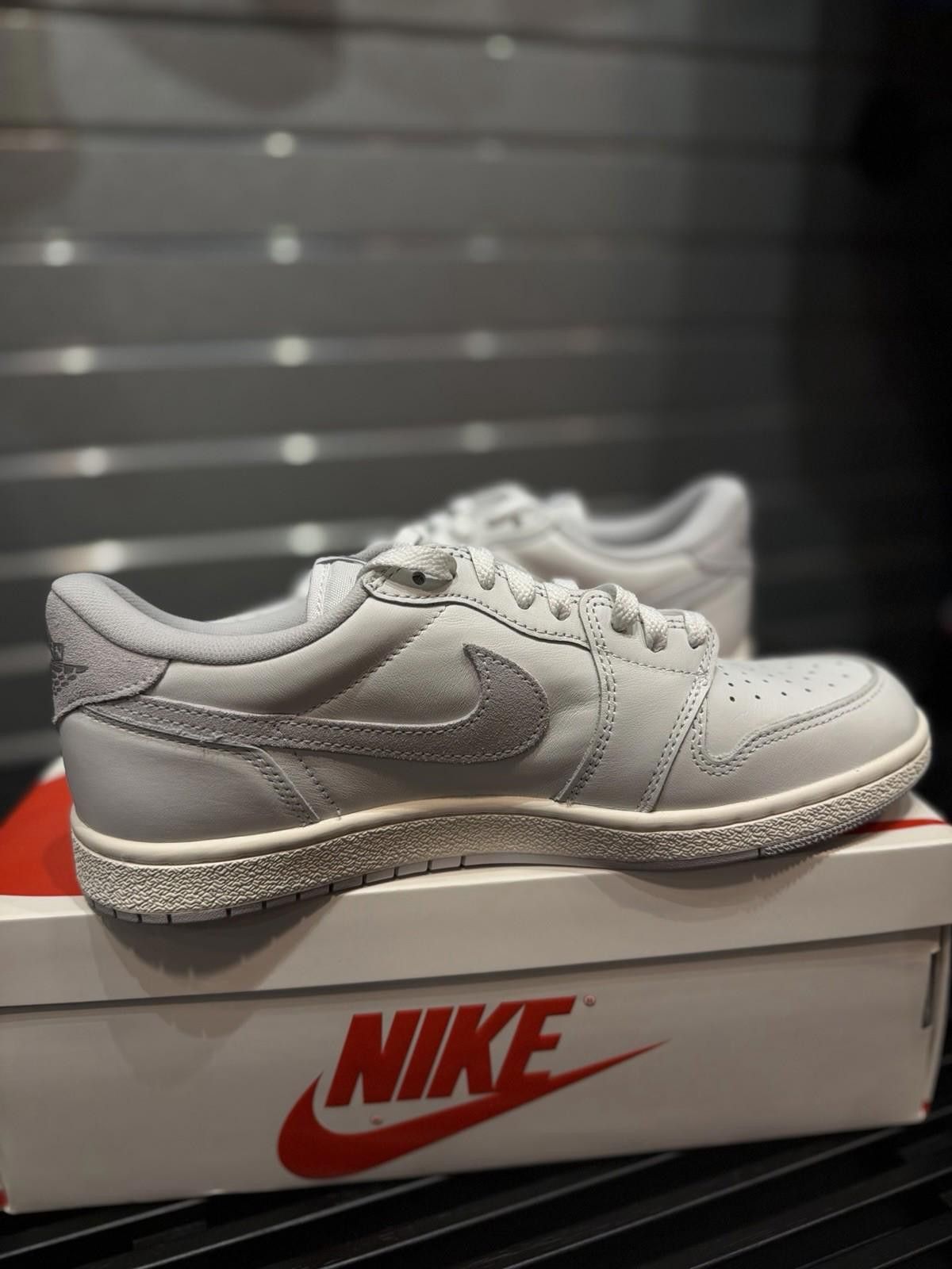 Jordan Brand Jordan 1 Low 85 Neutral Grey NEW Size 10.5 FB9933-100 Size US 10.5 / EU 43-44 - 7 Thumbnail