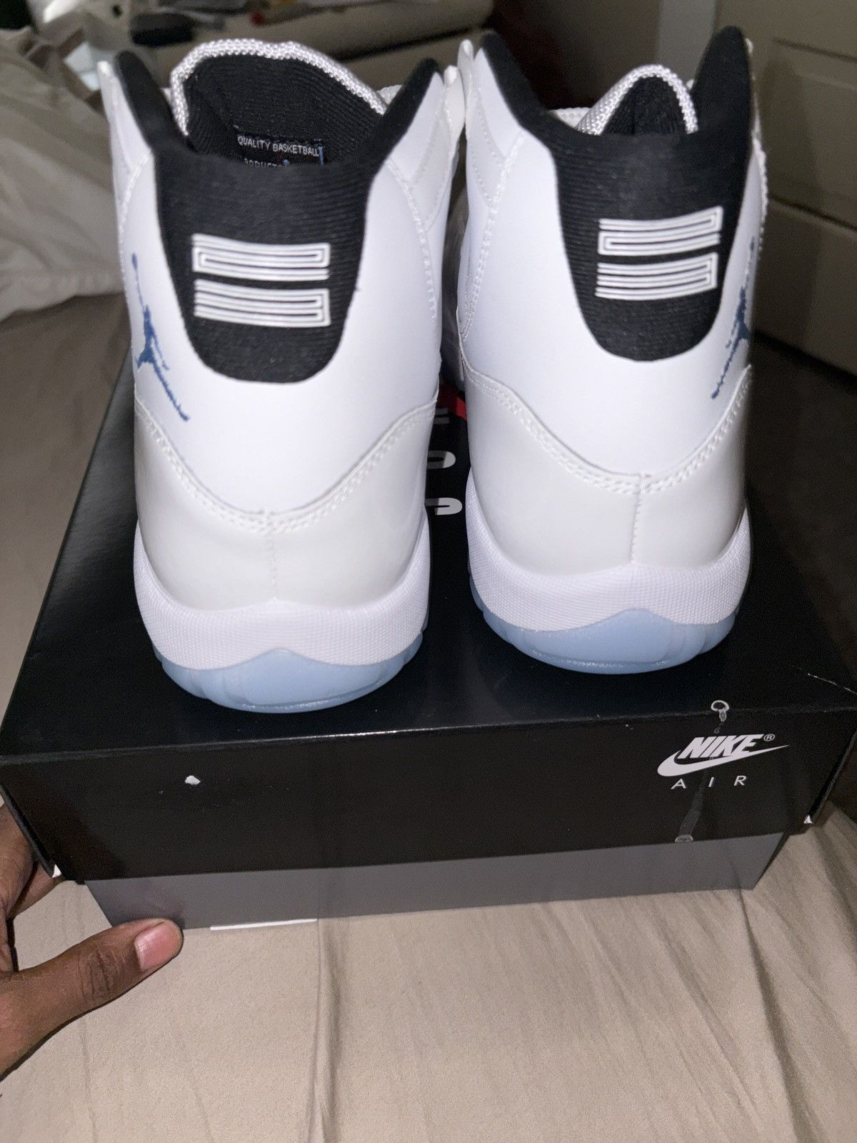 Jordan Brand Legend Blue 11 Size US 8 / EU 41 - 7 Thumbnail