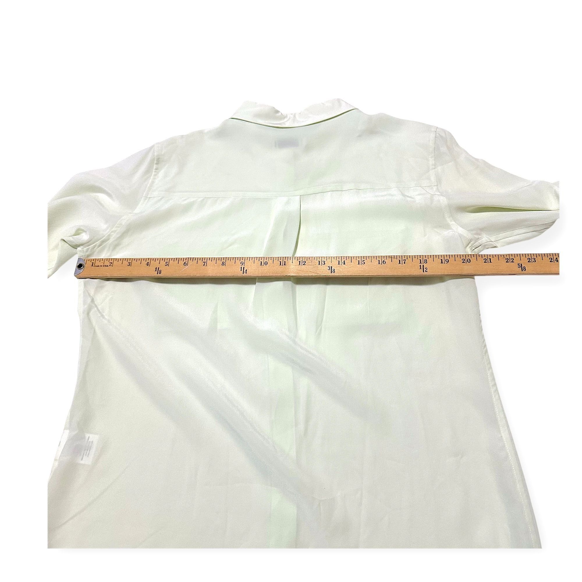 Equipment Equipment Signature Slim Fit Silk Button-up Shirt , Size L, Size L / US 10 / IT 46 - 9 Thumbnail