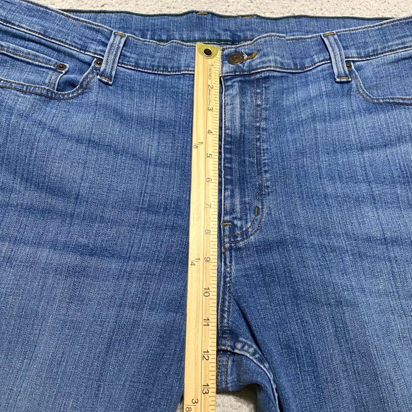 Vintage L.L. Bean Jeans Main Brand Men 42x30 Denim Medium Wash Straight Mid Rise Athletic Regular Beauty? Size US 42 / EU 58 - 7 Thumbnail