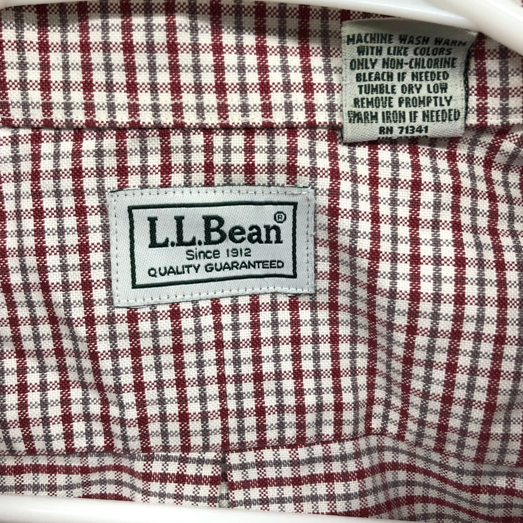 Vintage L.L. Bean Shirt Mens Red Plaid Long Sleeve Button-Down Collar Size 16 32 Regular Shirt Vintage? No Size US L / EU 52-54 / 3 - 6 Thumbnail