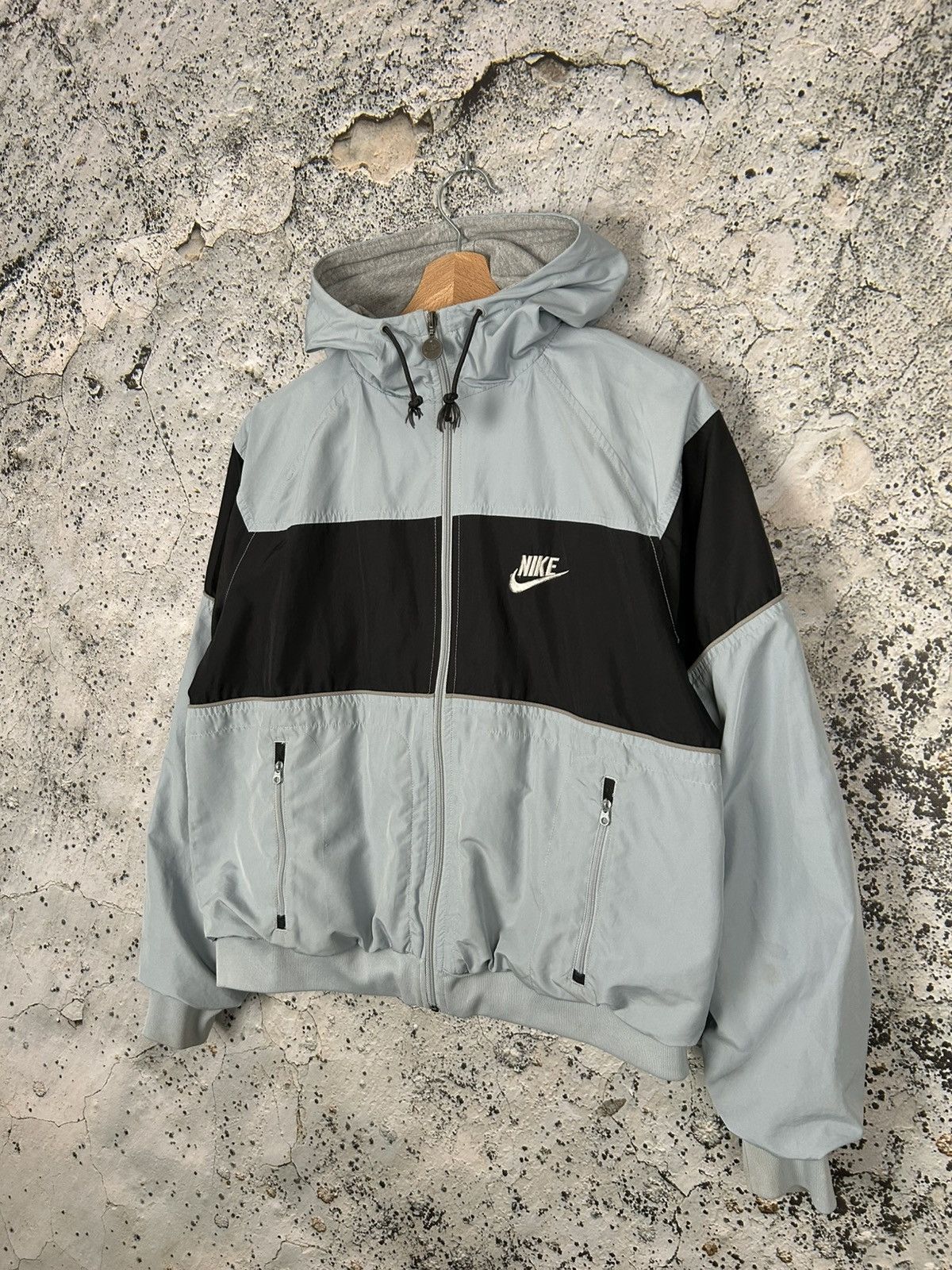 Nike Vintage Nike Swoosh Zip Light Jacket Sweatshirt Hype Size US S / EU 44-46 / 1 - 2 Thumbnail