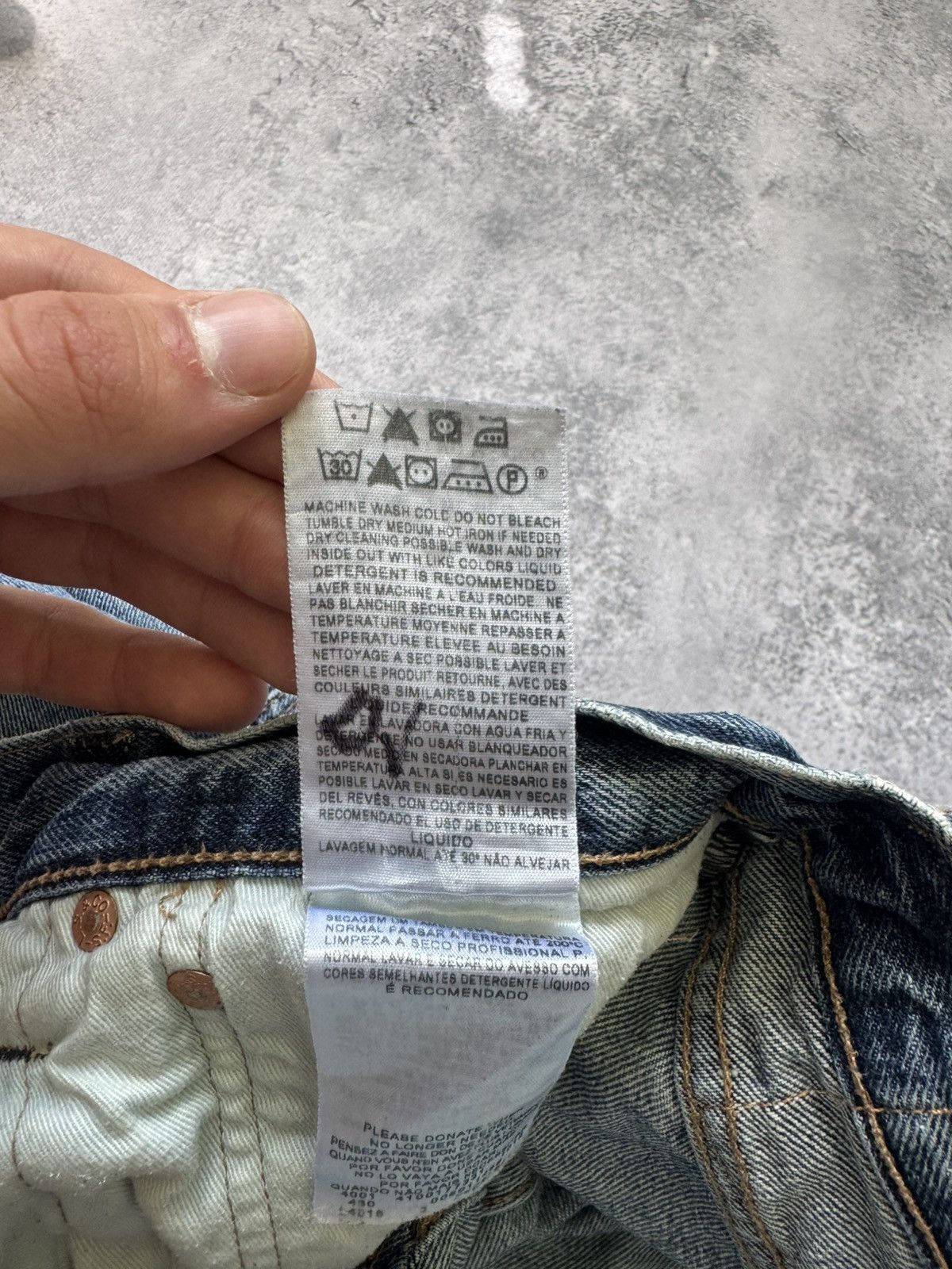 Levi's × Vintage Vintage Levi’s 501 Faded Blue Jeans 34x30 Size US 34 / EU 50 - 14 Thumbnail