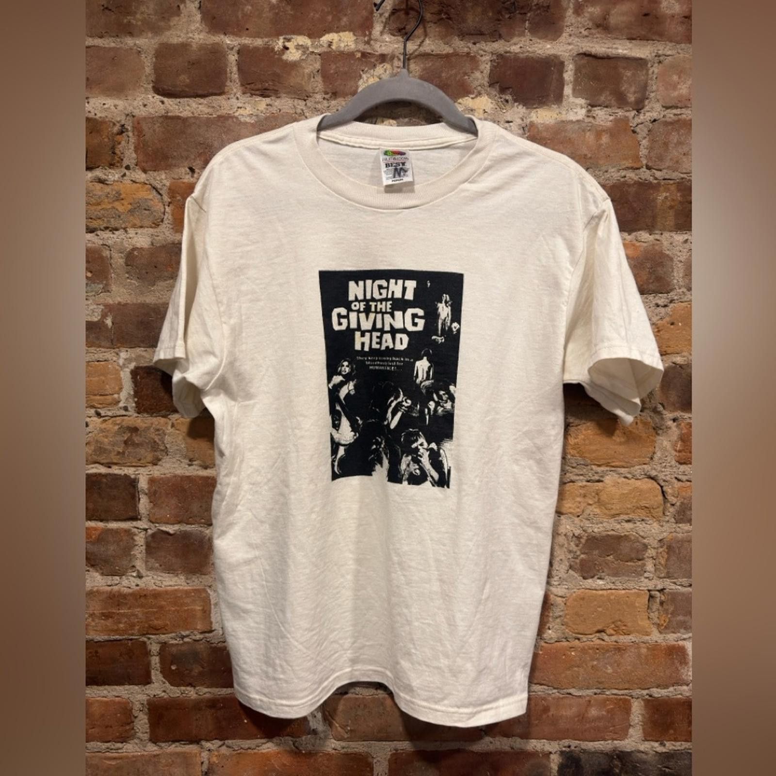 Fruit Of The Loom 2007 NIGHT OF THE LIVING DEAD PARODY T-SHIRT Size US M / EU 48-50 / 2 - 2 Thumbnail