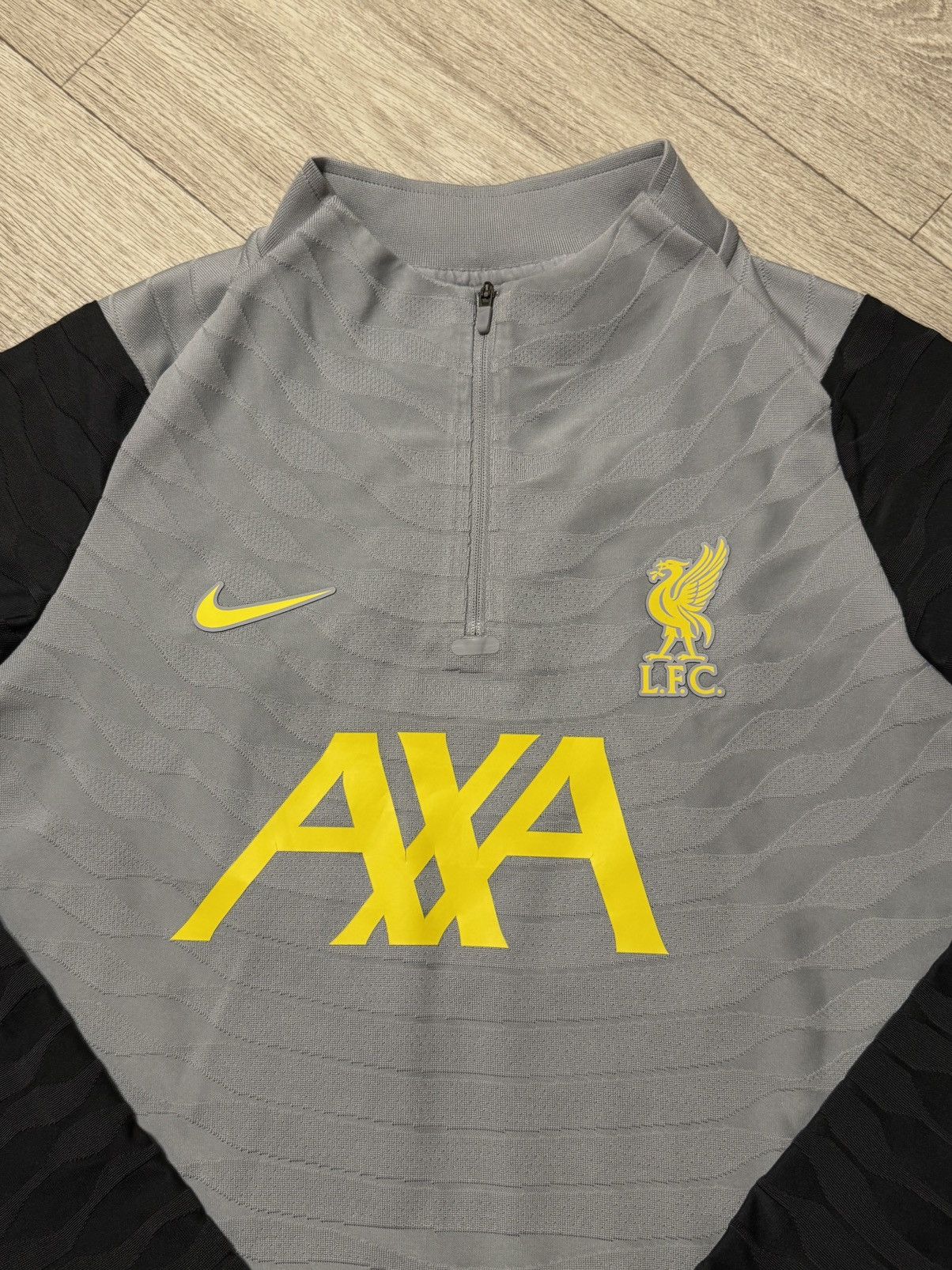 Nike 🔷Nike Liverpool 2022/23 Long sleeve Zip Training Top🔷 Size US M / EU 48-50 / 2 - 4 Thumbnail