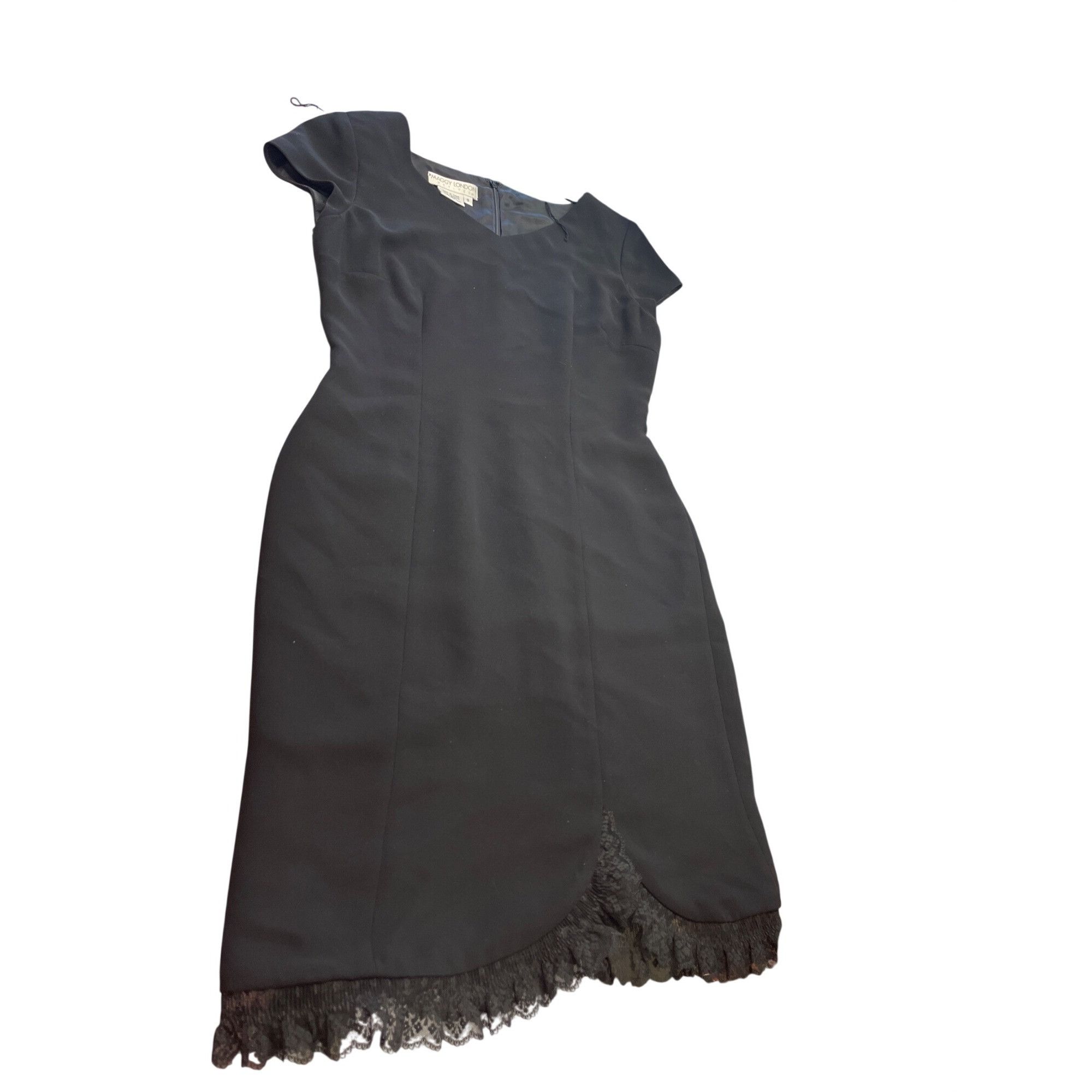 MAGGY LONDON Maggy London Petites wms black laced hem slip on dress sz 8 Size M / US 6-8 / IT 42-44 - 2 Thumbnail