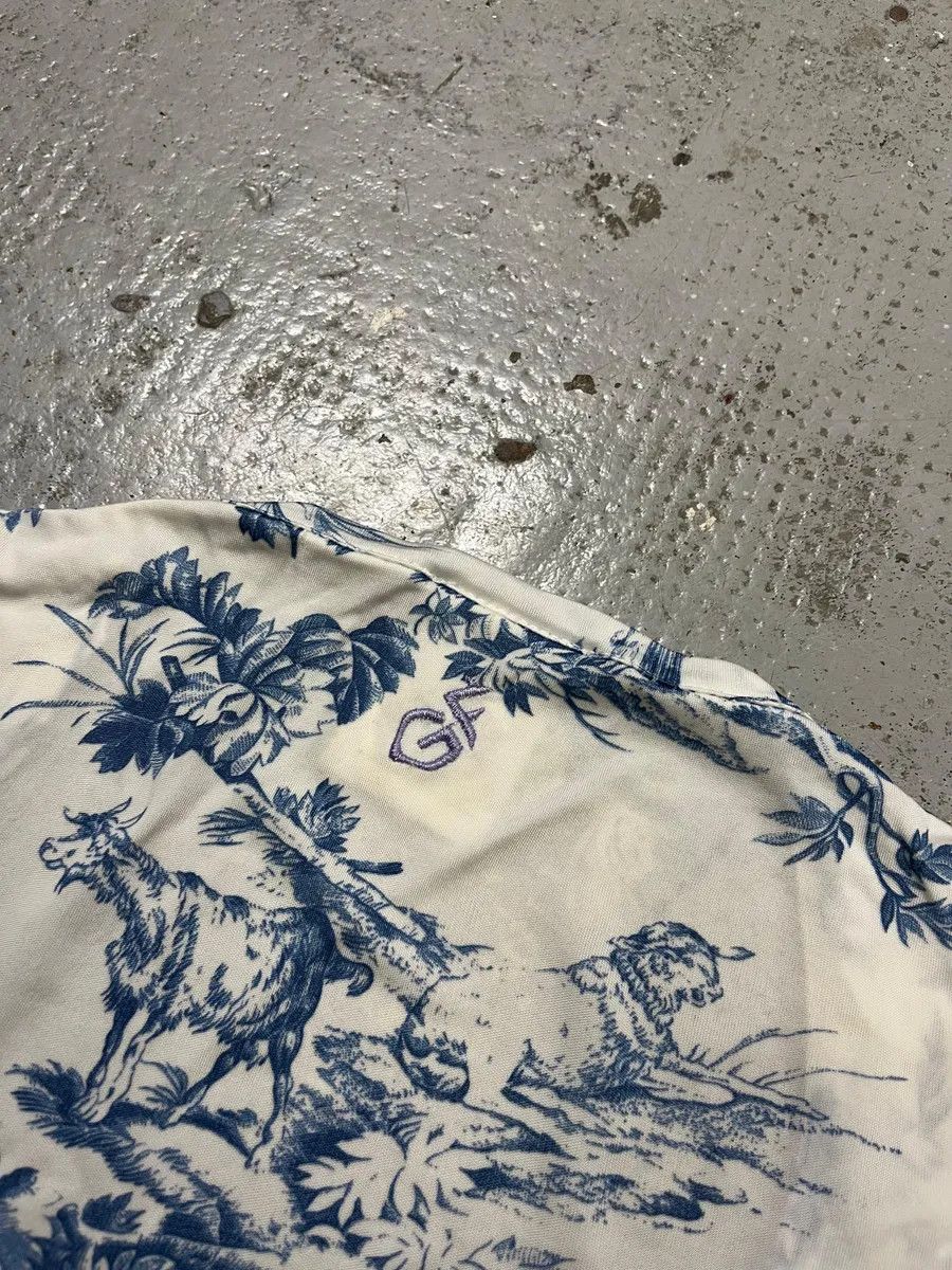 Gianfranco Ferre 2000s Gianfranco Ferré White & Blue Medieval Painting T-Shirt Size S / US 4 / IT 40 - 6 Thumbnail