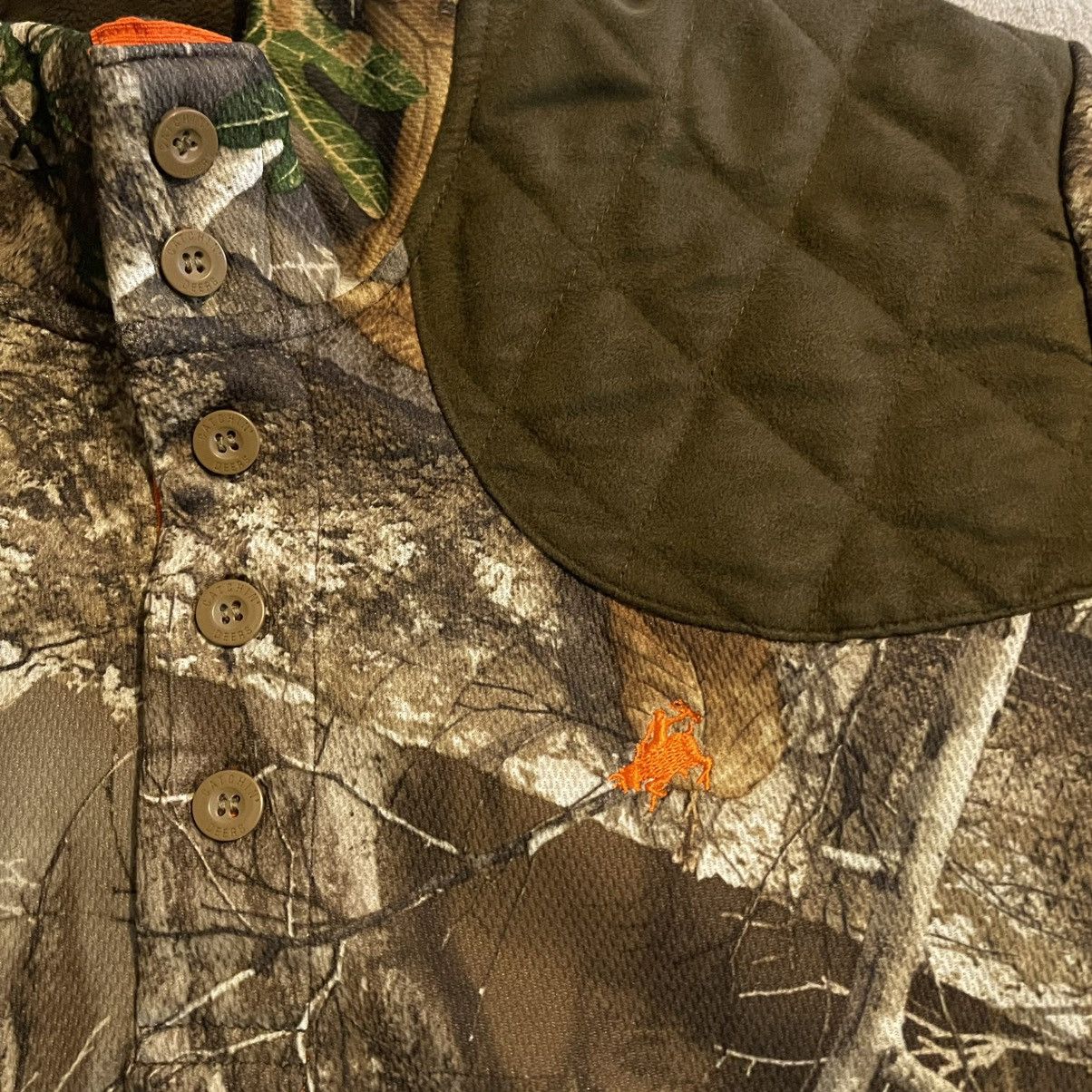 Other Catchin Deers Mens Realtree Camo Pullover Shooting Shirt M Size US M / EU 48-50 / 2 - 6 Thumbnail