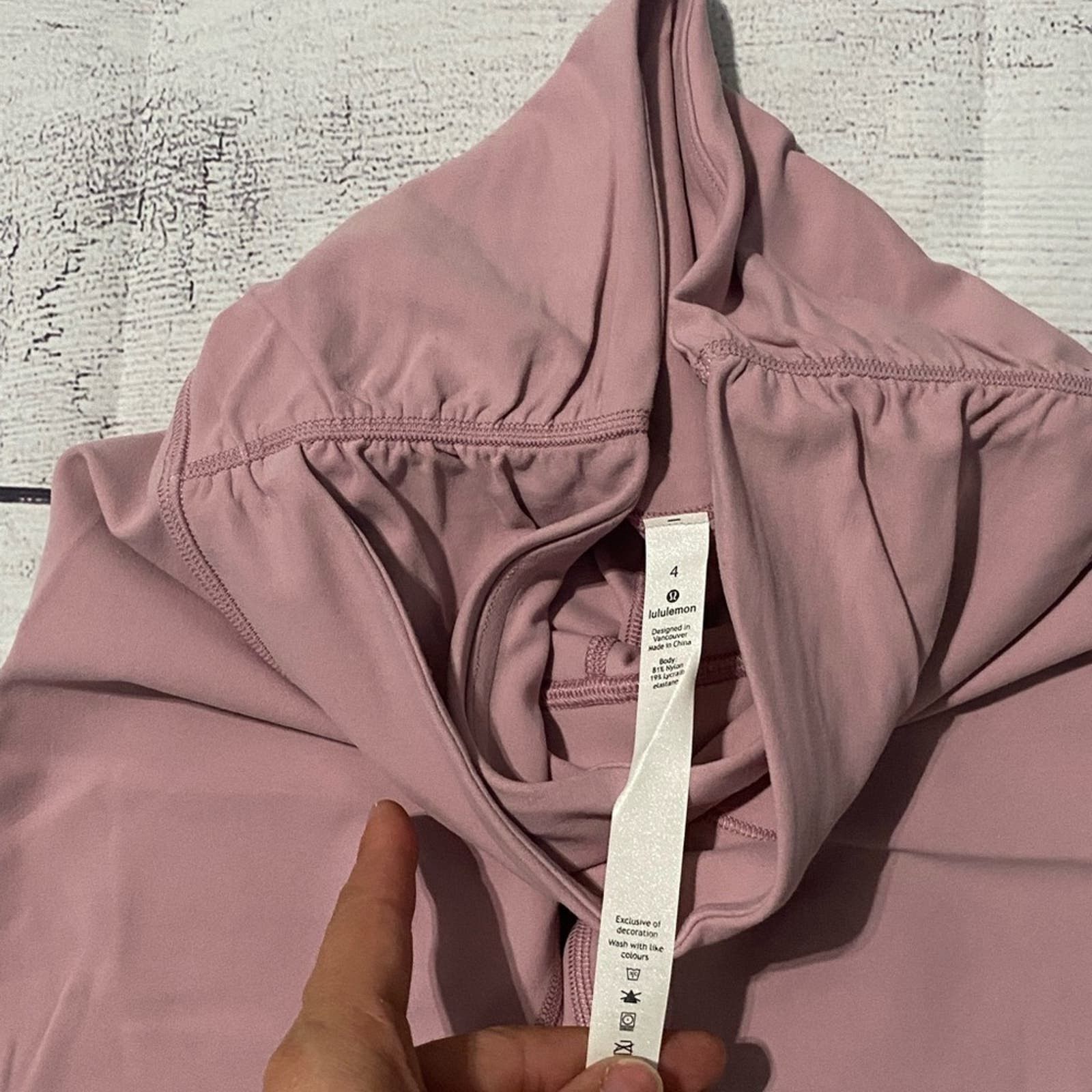 Lululemon 🚨New🚨 cross waist Lululemon Align Crop 21" *Cross Waist Size 22" - 7 Thumbnail