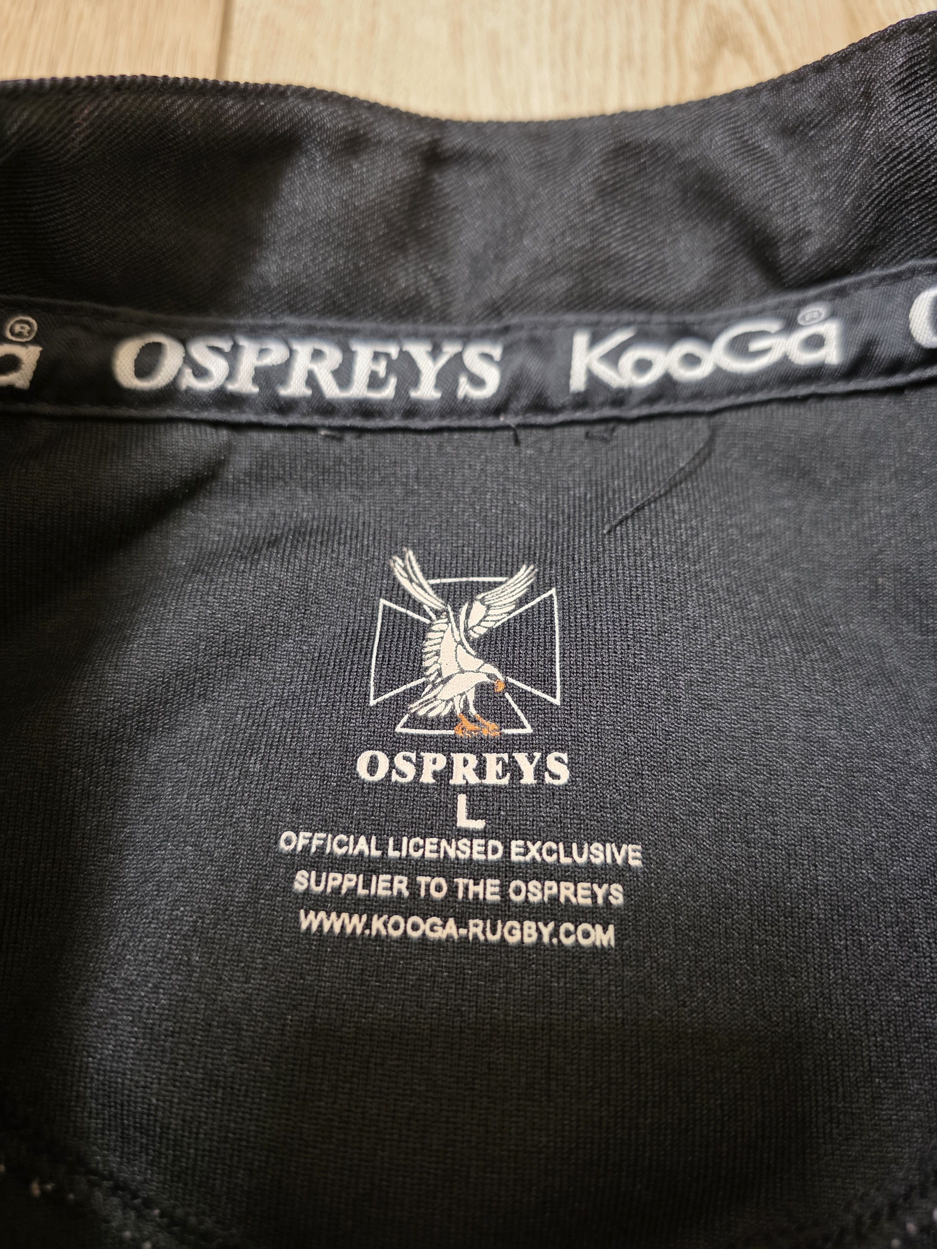 Vintage OSPREYS RUGBY VINTAGE JERSEY WALES RUGBY RARE BLACK JERSEY Size US L / EU 52-54 / 3 - 6 Thumbnail