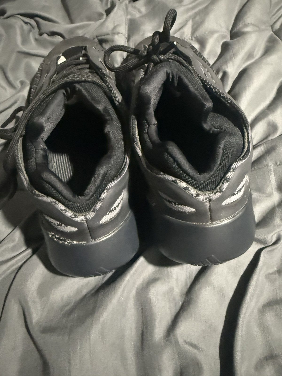 Yeezy Addidas Yezzy 700 V3 Size US 11.5 / EU 44-45 - 8 Thumbnail