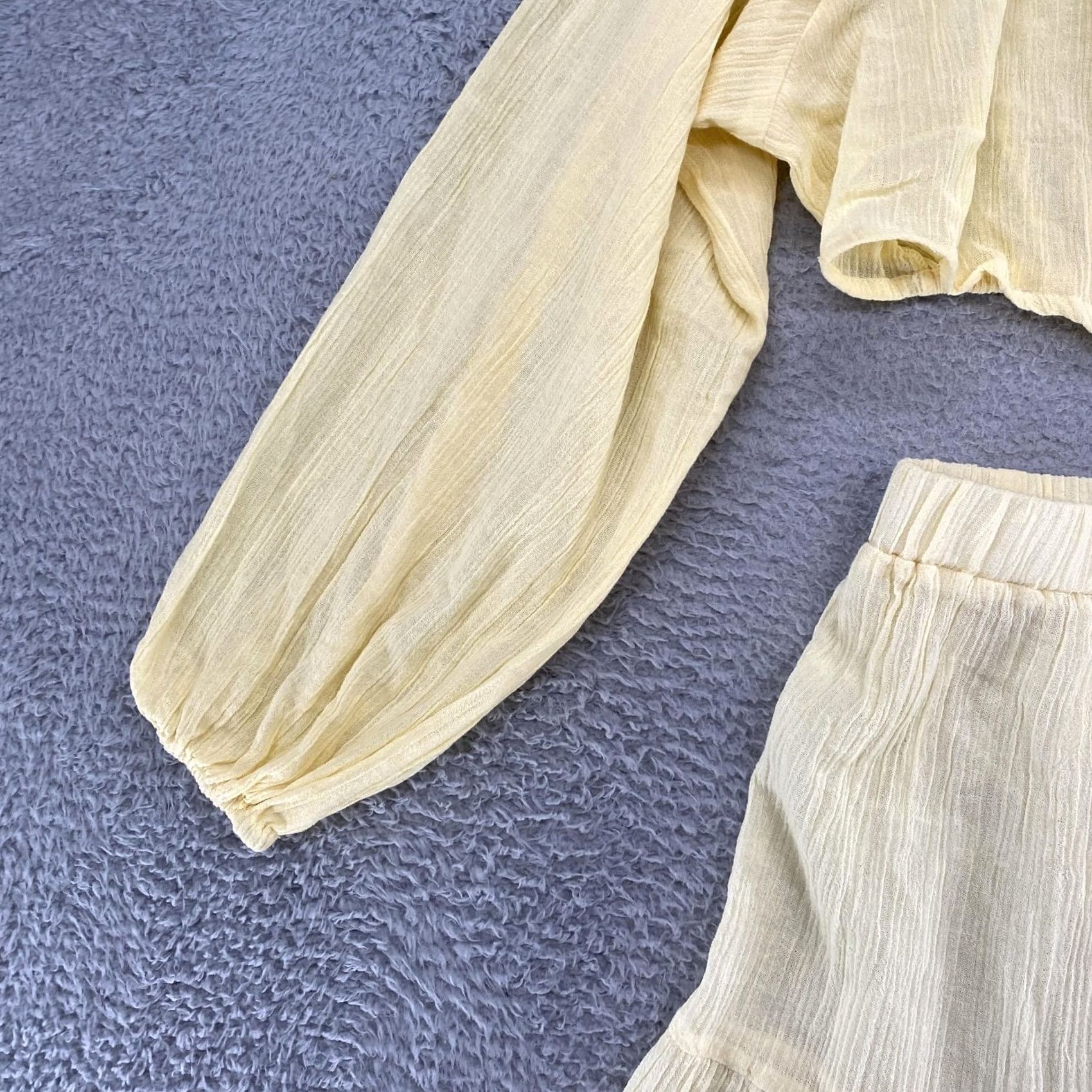 PrettyLittleThing PrettyLittleThing Top Skirt Set Womens US 6 Yellow Bardot Gauze Crop Ruched Off the Shoulder Lightweight Set 2 Piece Casual Party/Cocktail 90s? Size M / US 6-8 / IT 42-44 - 2 Thumbnail