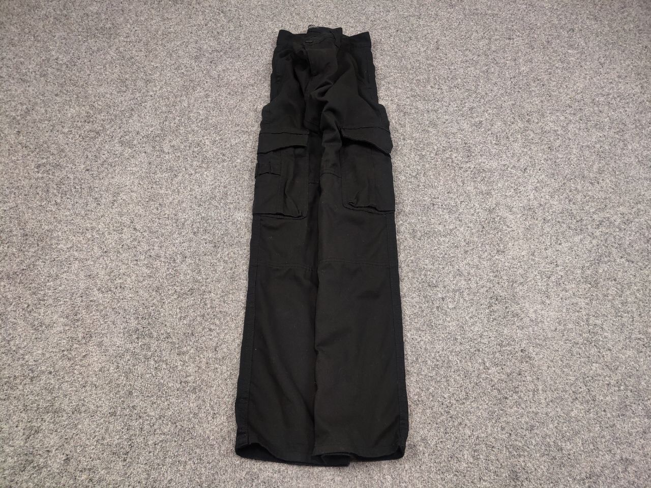 Japanese Brand Vintage Japanese Black Cargo Workwear Y2K Style Pants Size US 30 / EU 46 - 2 Thumbnail