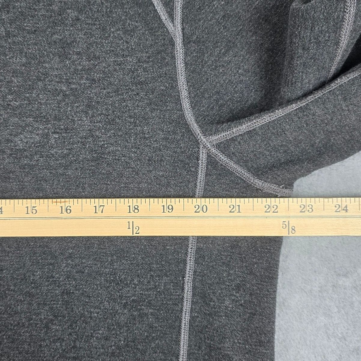 Tommy Bahama Tommy Bahama Lg Reversible 1/4 Zip Pullover Sweatshirt Gray Size US L / EU 52-54 / 3 - 15 Thumbnail