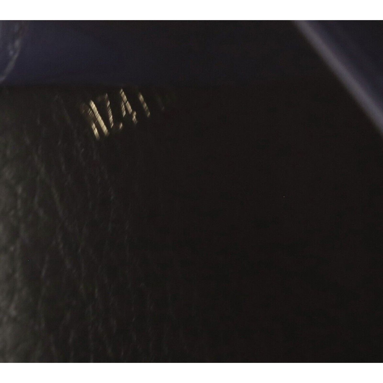 Louis Vuitton Authentic Louis Vuitton Capucines Wallet Taurillion Leather Size ONE SIZE - 13 Thumbnail