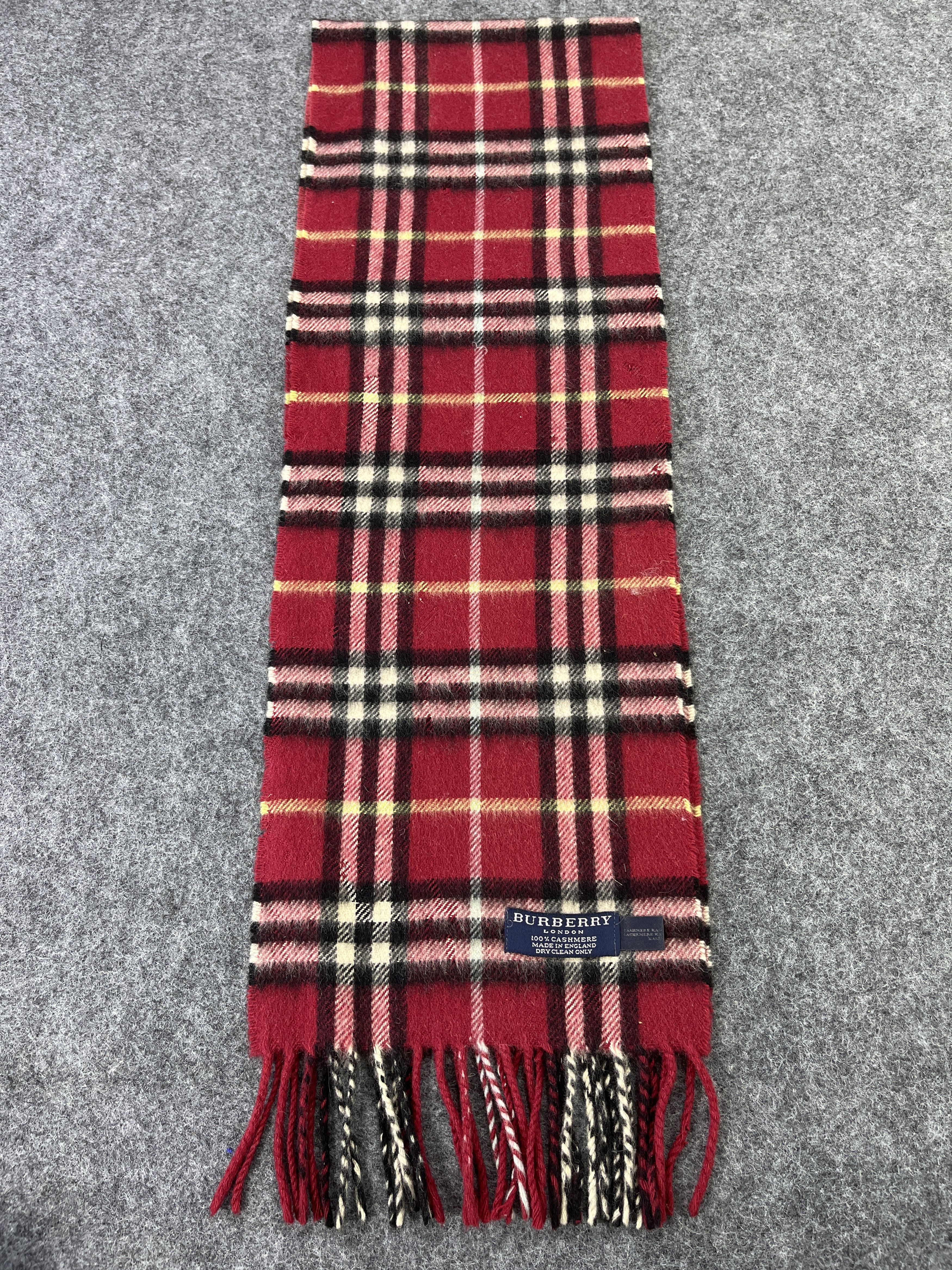 Burberry Burberry Scarf / Muffler / Neckwear - T127 Size ONE SIZE - 2 Thumbnail