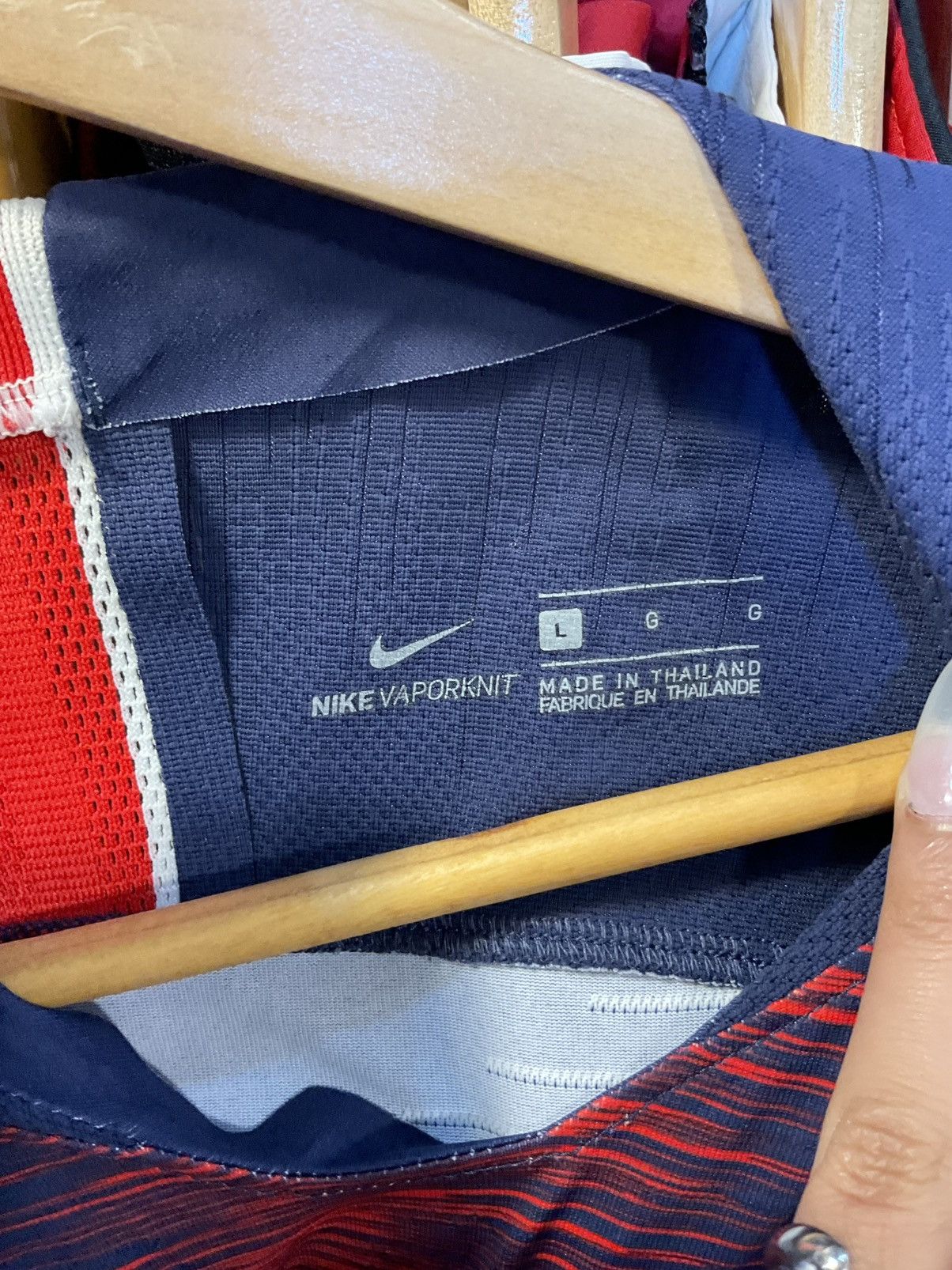 Nike 2018-2019ParisSaint-GermainHomeKitNEYMAR10PlayerVersion Size US L / EU 52-54 / 3 - 4 Thumbnail