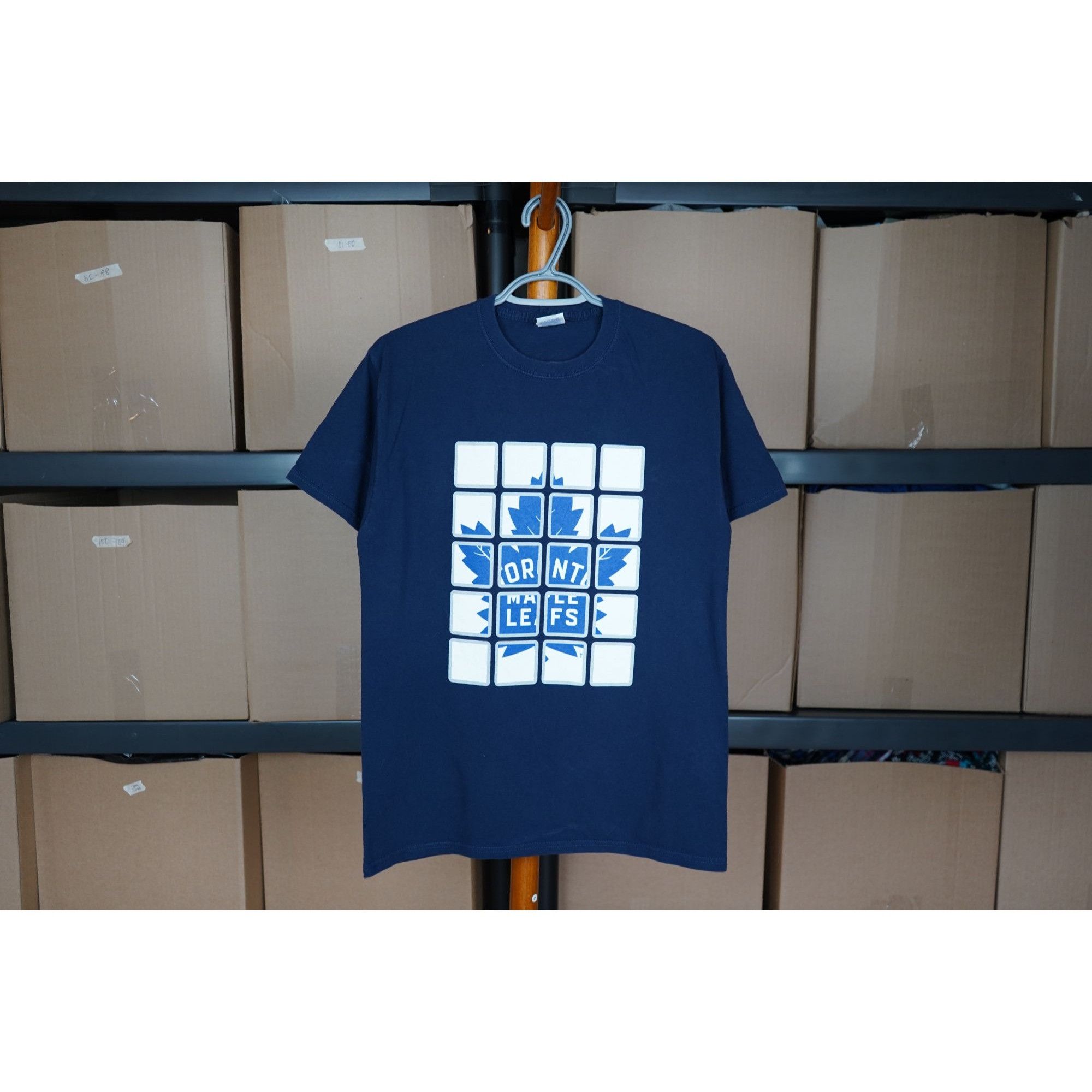 NHL Toronto Maple Leaf X Twizzlers Sports Tshirt Medium Size US M / EU 48-50 / 2 - 1 Thumbnail