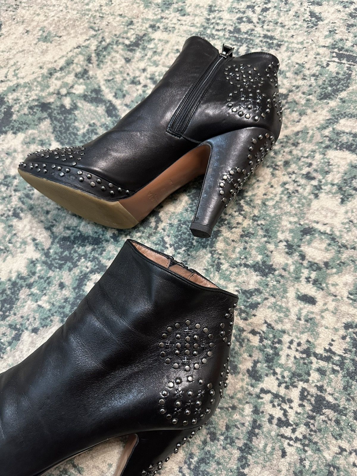 Alaia ALAÏA Leather Zipper Studded Accent Boots Size US 8.5 / IT 38.5 - 16 Thumbnail