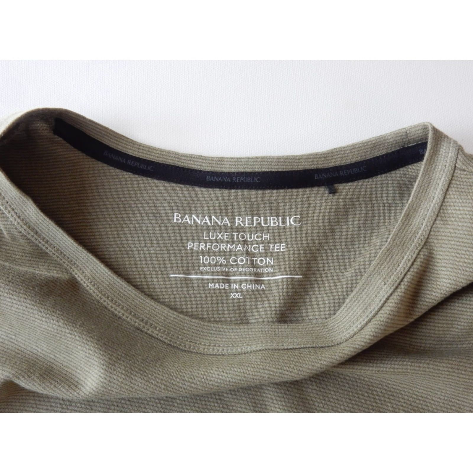 Banana Republic Banana Republic T-Shirt Men 2XL Green Short Sleeve Luxe Touch Cotton Mens XXL Shirt Size US XXL / EU 58 / 5 - 3 Thumbnail