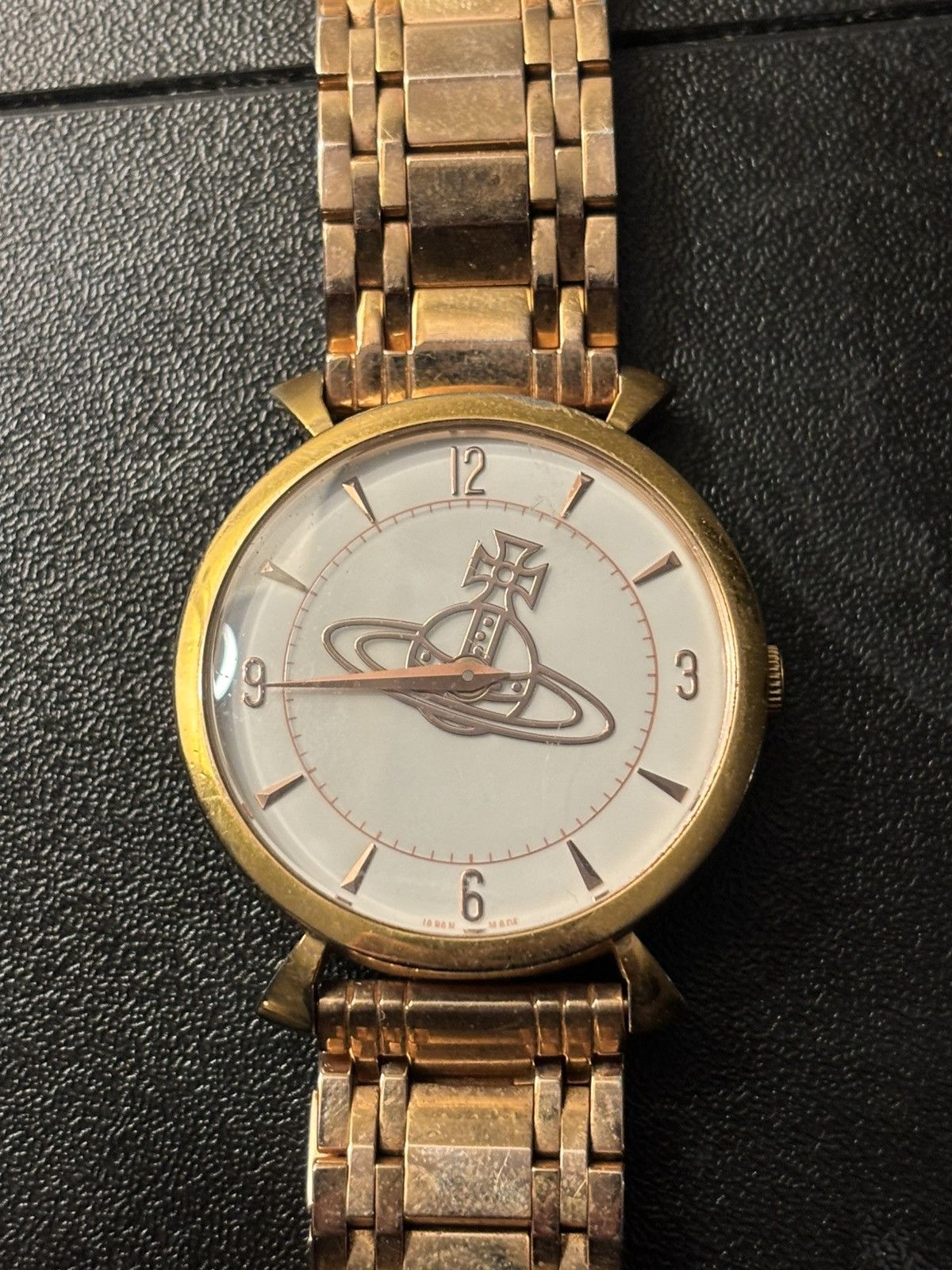 Vivienne Westwood Gold Orb Watch Size ONE SIZE - 1 Thumbnail
