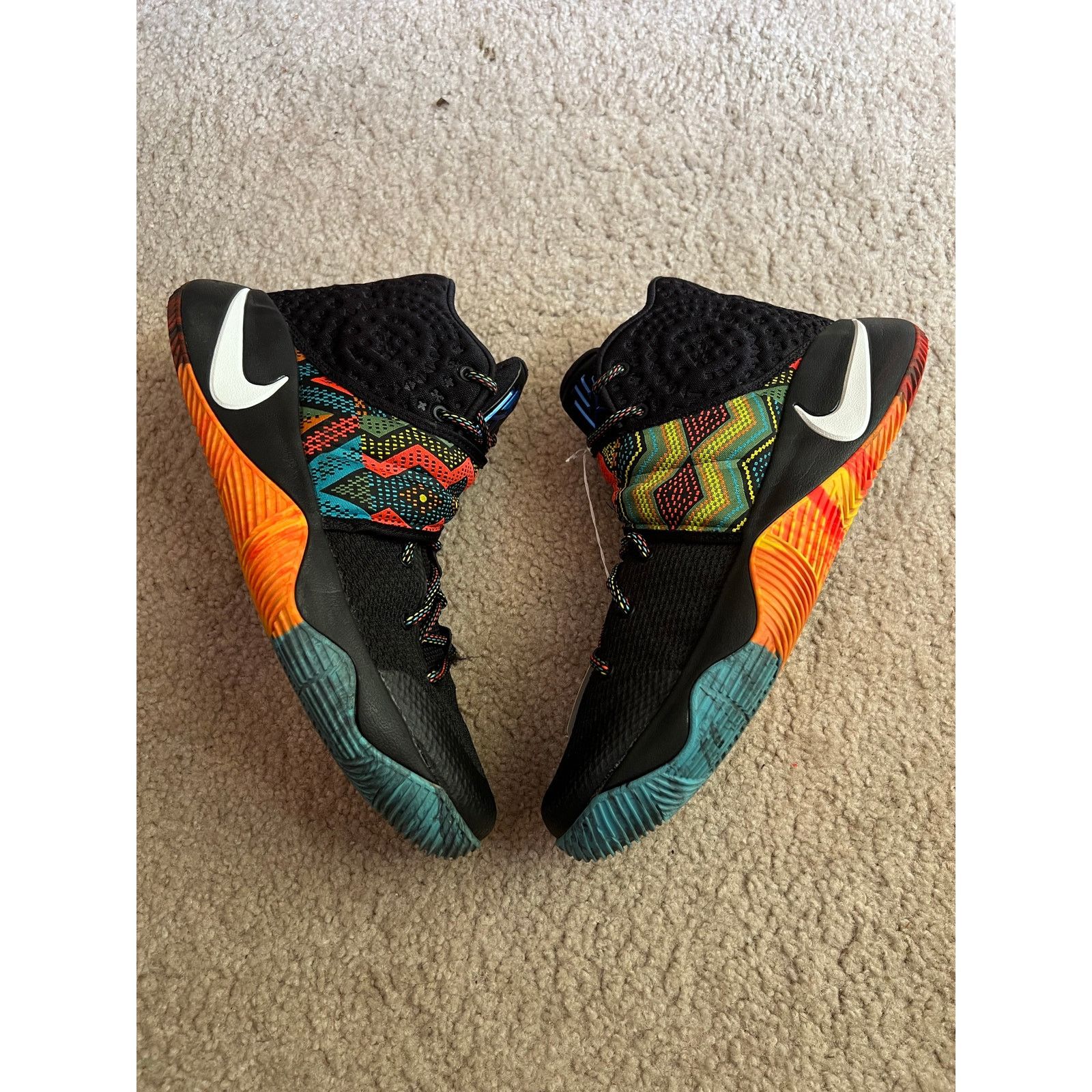 Nike Nike Kyrie 2 BHM Size 10.5 Size US 10.5 / EU 43-44 - 1 Thumbnail