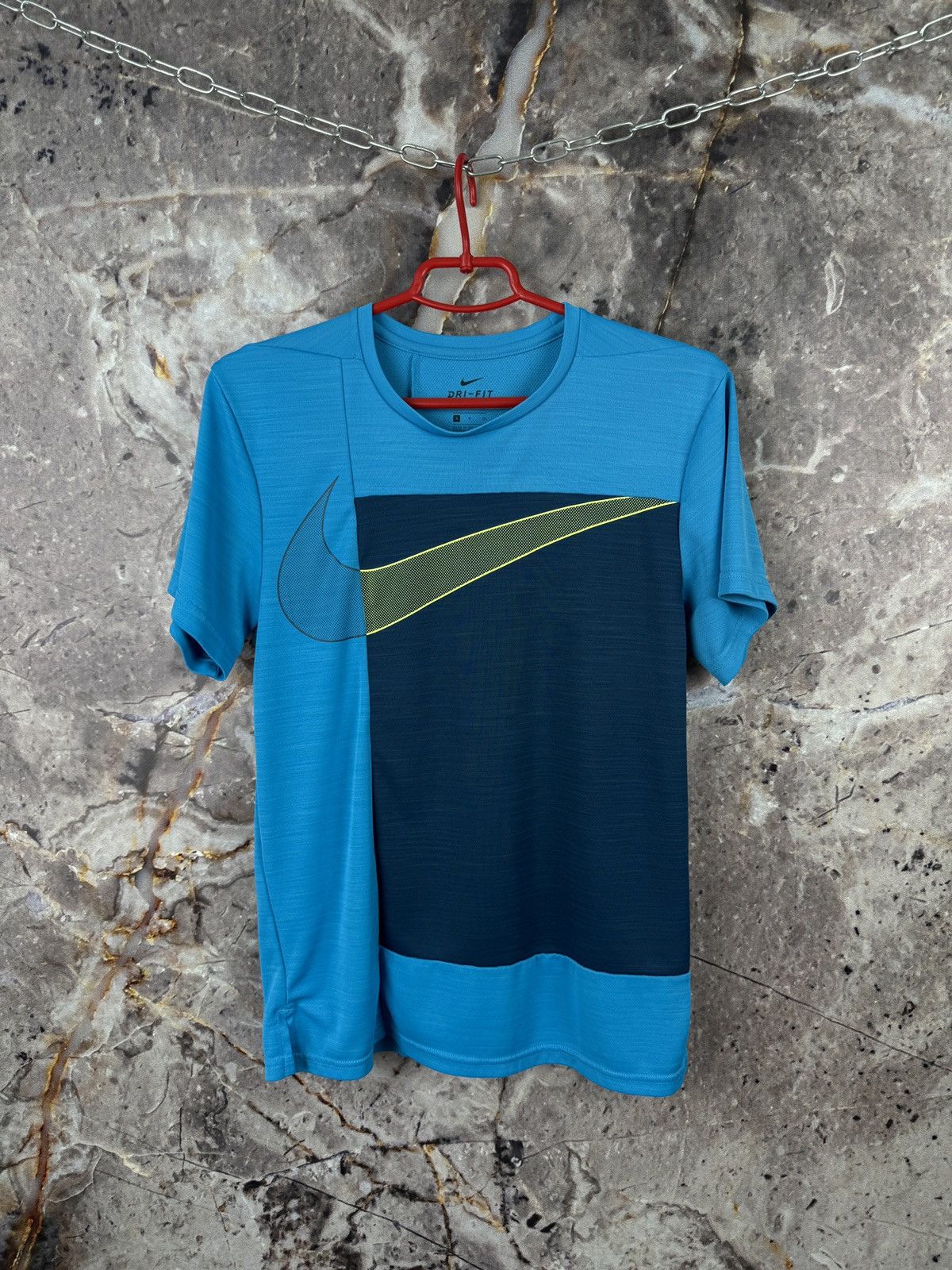 Nike Men’s Nike Dri-Fit Big Swoosh T-Shirt Jersey Size Small Size US S / EU 44-46 / 1 - 1 Thumbnail