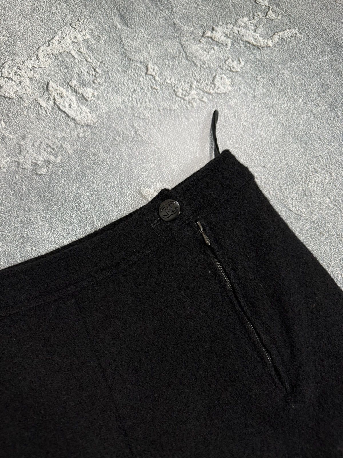 Chanel Chanel Vintage Wool Front adjustable waistband zip Pants Size 27" / US 4 / IT 40 - 6 Thumbnail